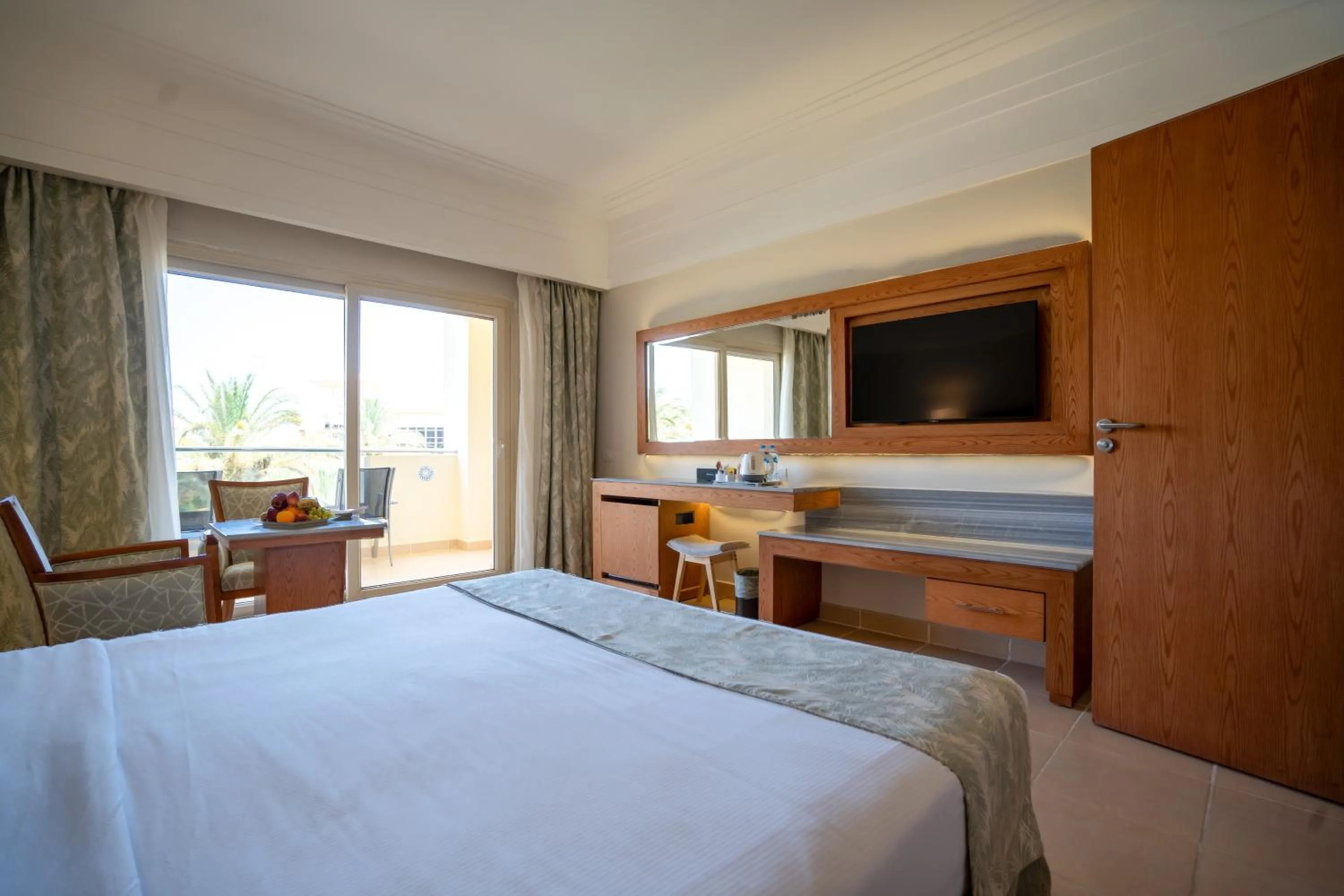 Bedroom, Bed in Serenity Alma Heights - Ex Serenity Fun City