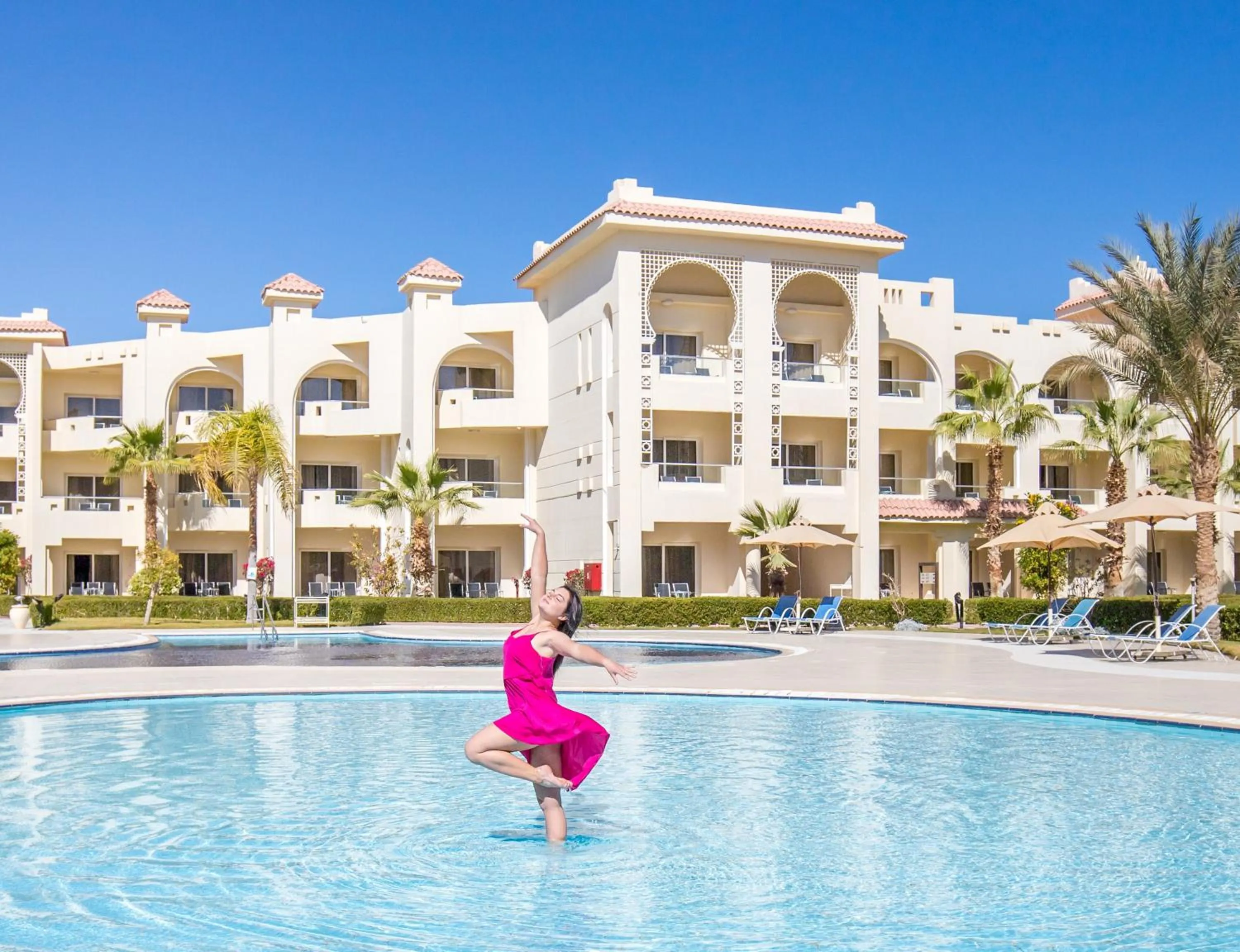 Swimming pool in Serenity Alma Heights - Ex Serenity Fun City