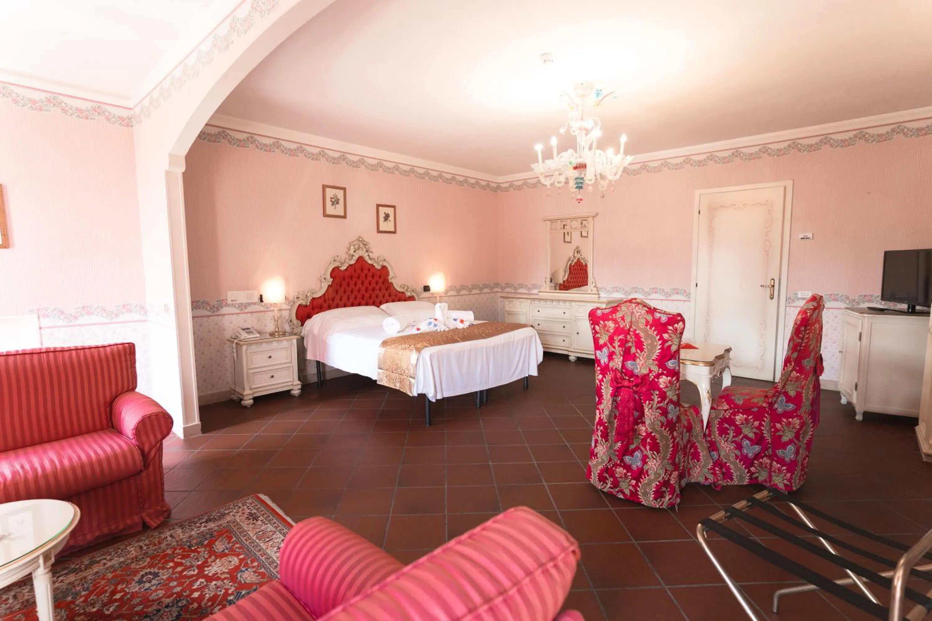 Photo of the whole room, Bed in Hotel & SPA Duchessa Isabella Collection by GSA Hotels