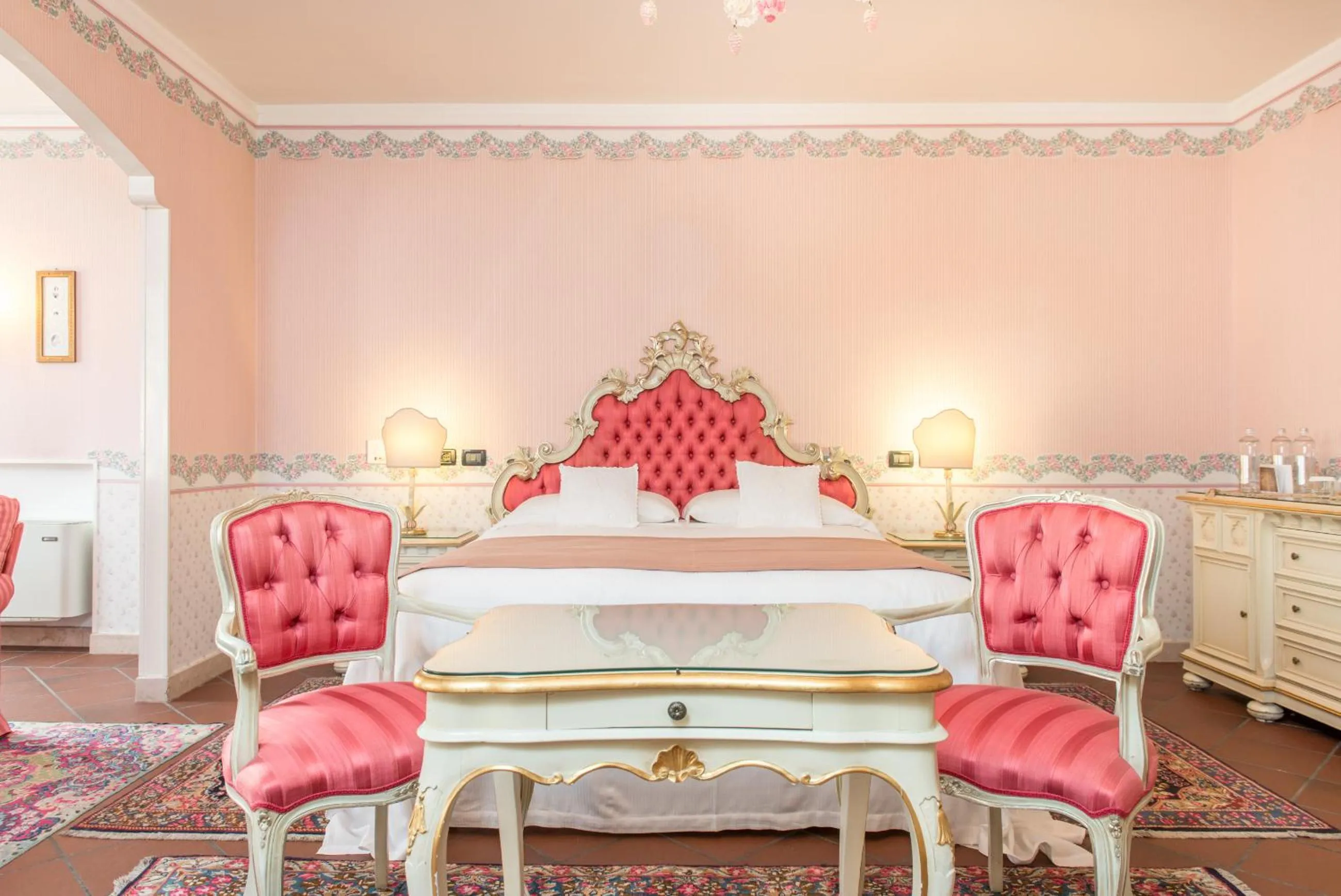 Bathroom, Bed in Hotel & SPA Duchessa Isabella Collection by GSA Hotels