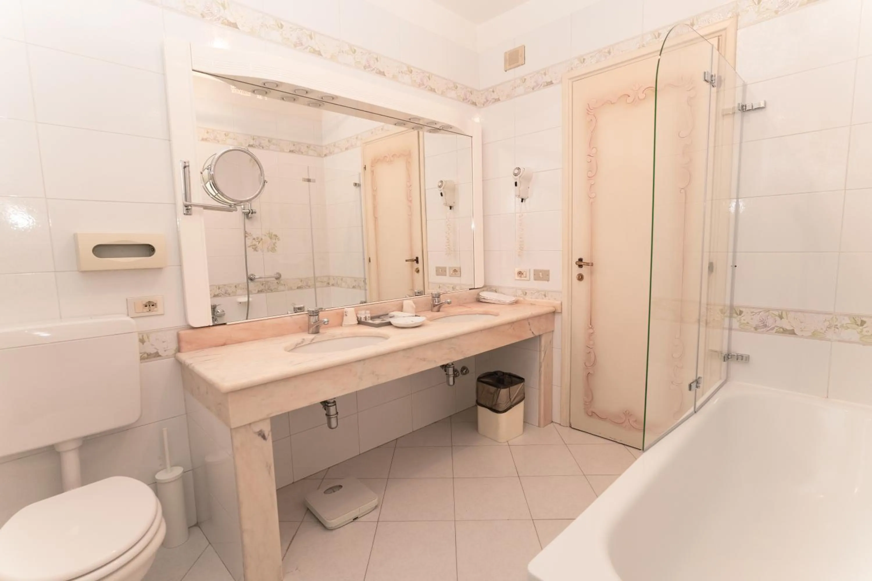 Bathroom in Hotel & SPA Duchessa Isabella Collection by GSA Hotels