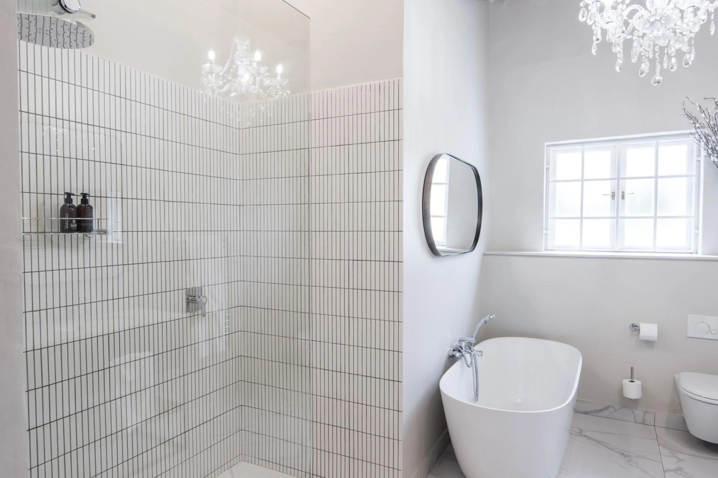 Bathroom in Laborie Jonkershuis