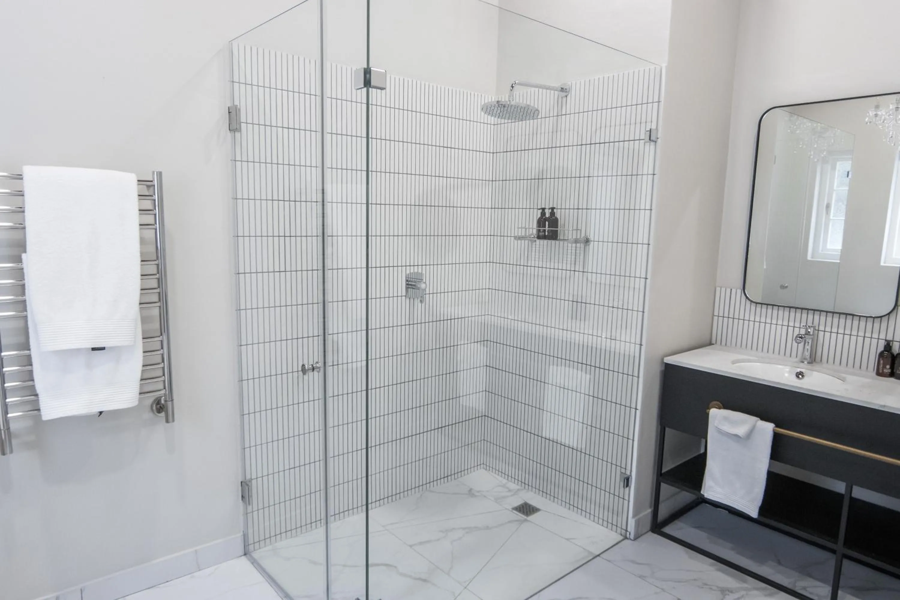Bathroom in Laborie Jonkershuis