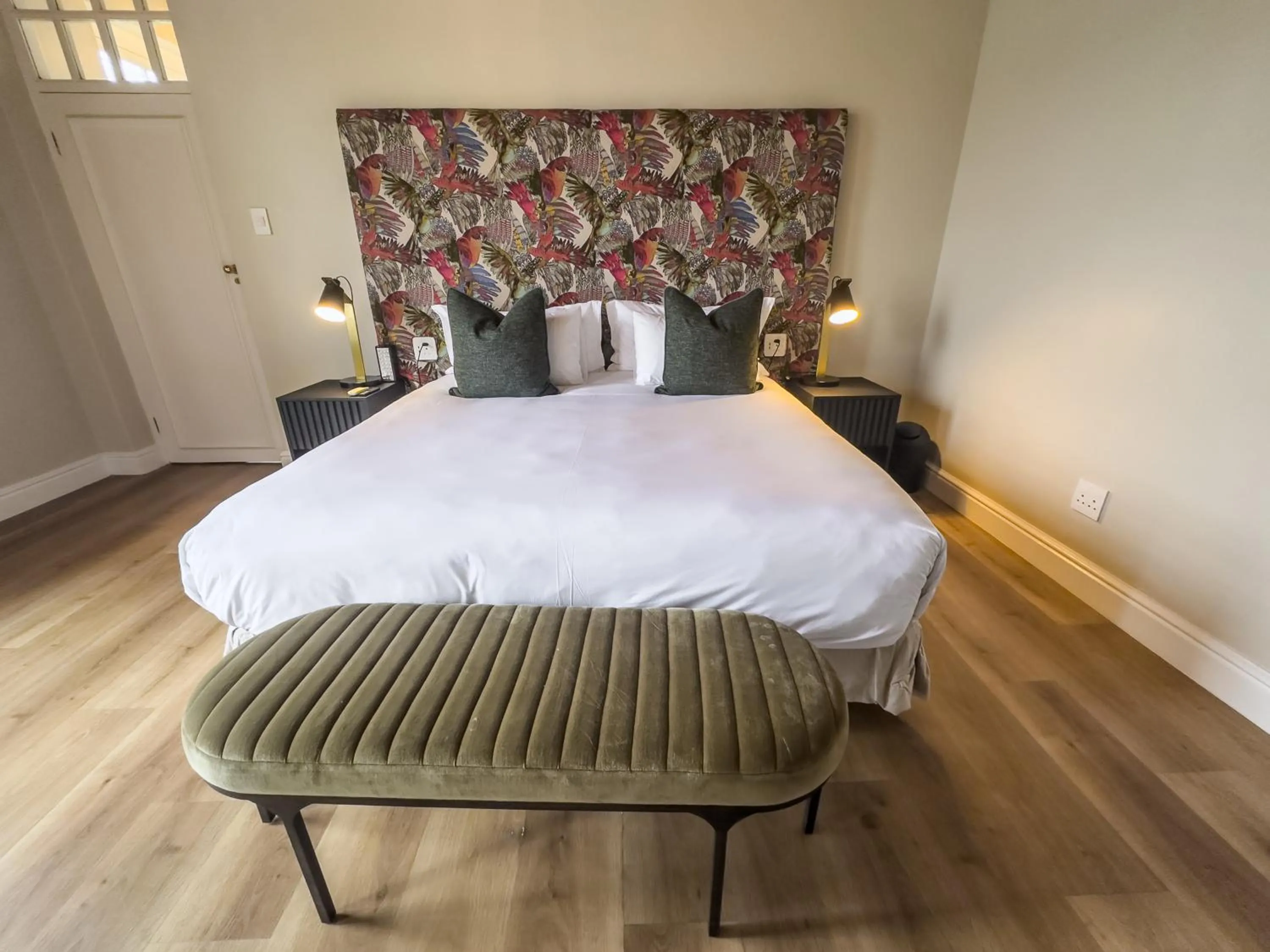 Photo of the whole room, Bed in Laborie Jonkershuis