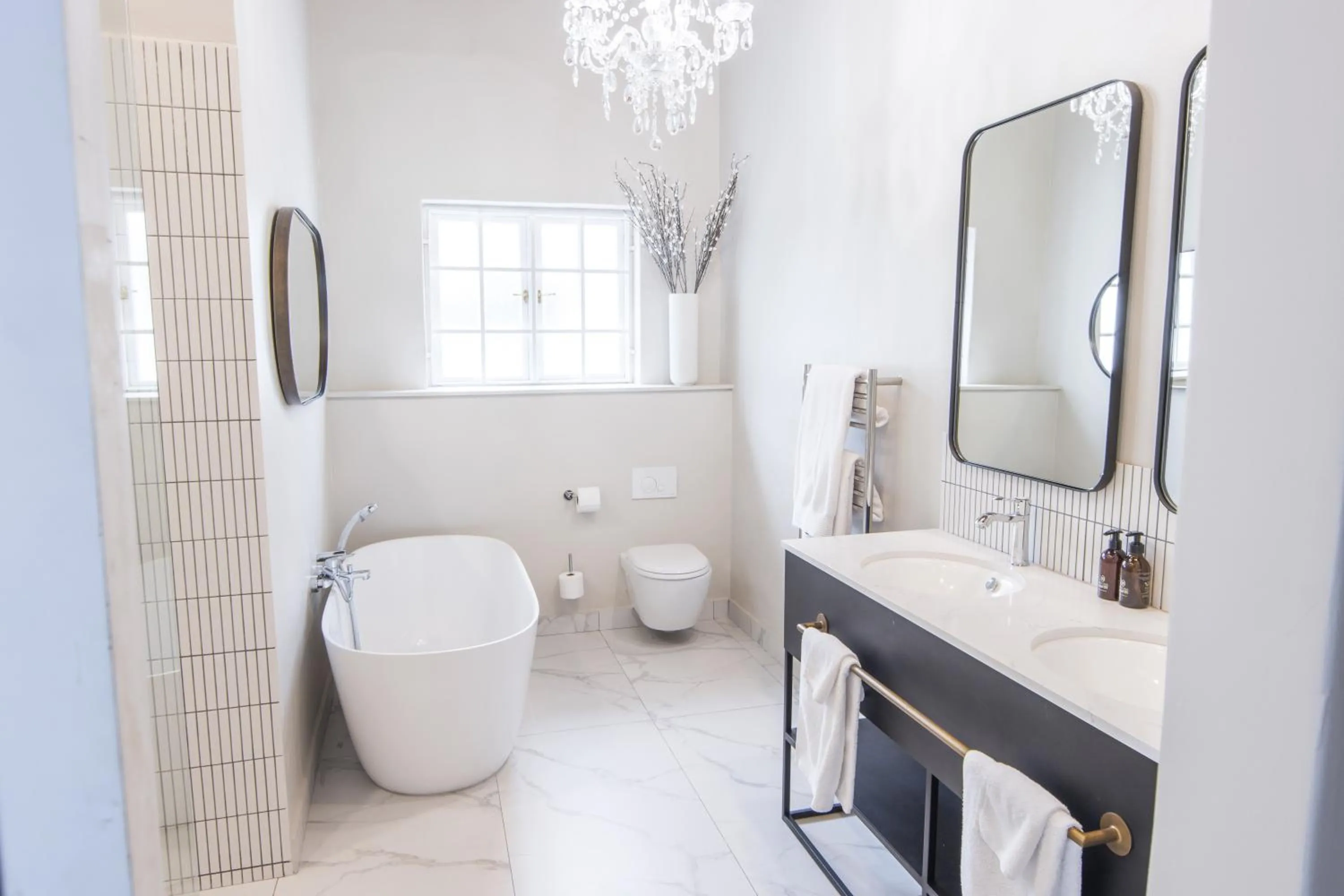 Bathroom in Laborie Jonkershuis