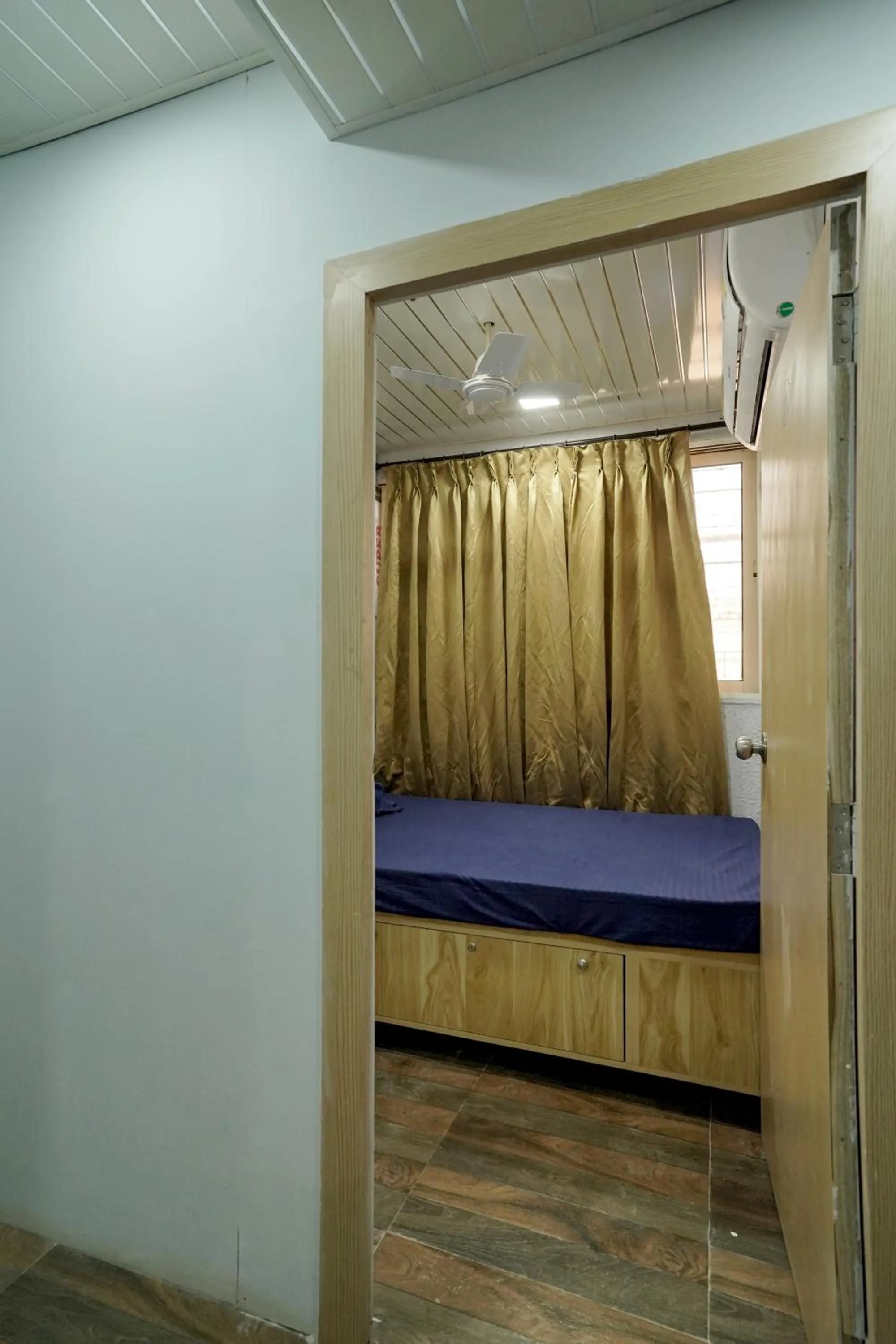 Bedroom, Bed in ZEST STAYS 1054-ANDHERI WEST