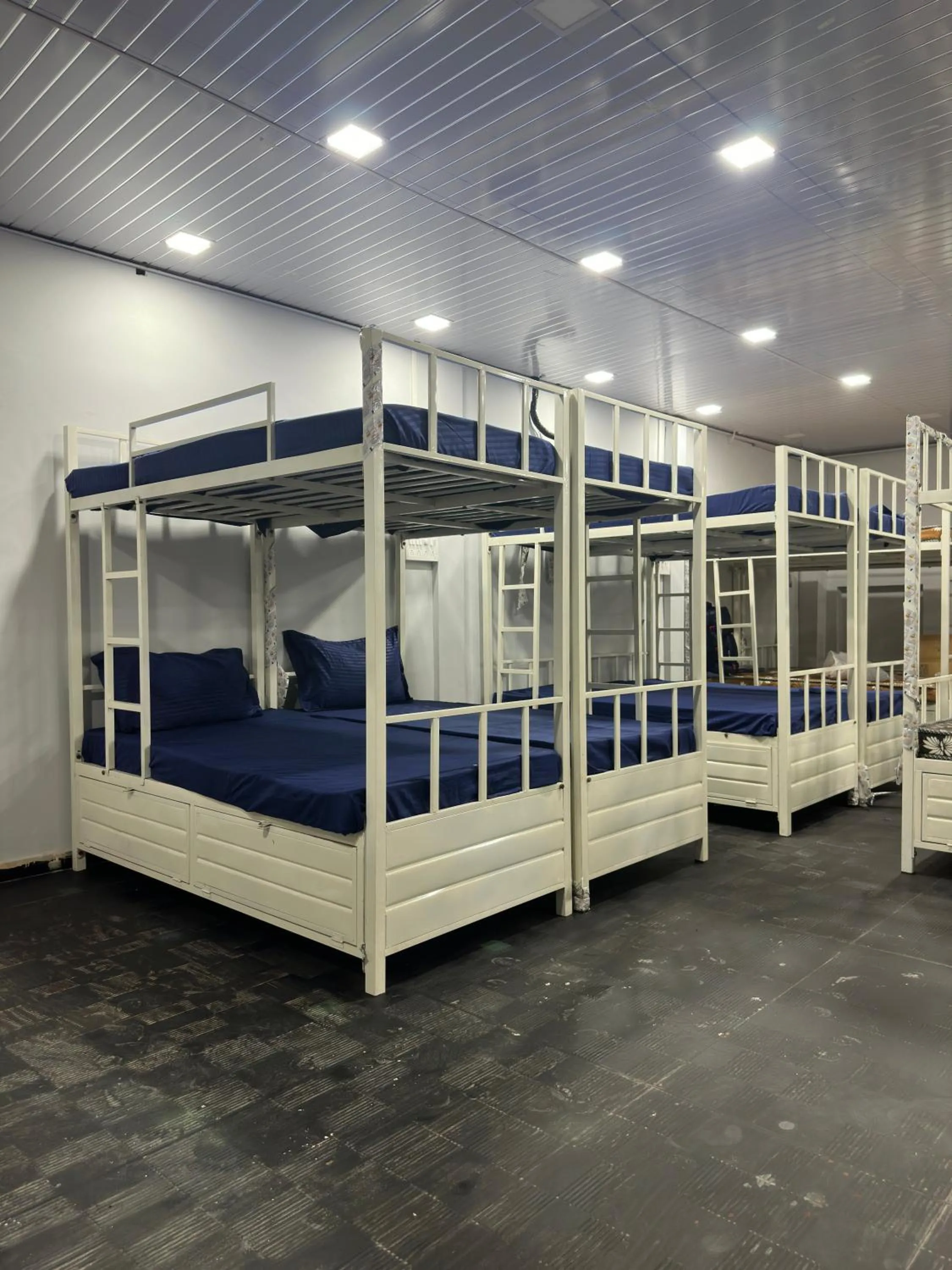 bunk bed, Bed in ZEST STAYS 1054-ANDHERI WEST