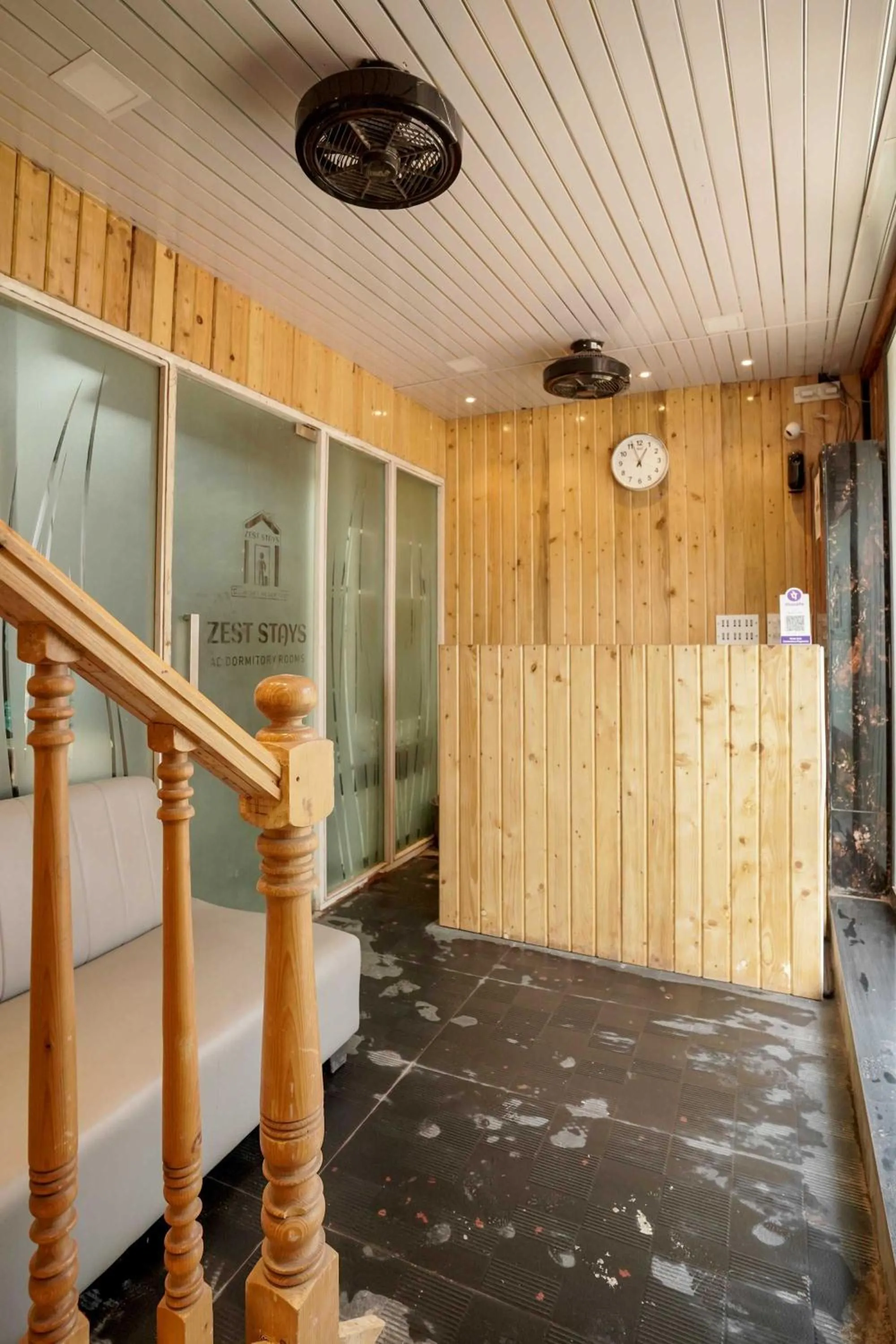 Lobby or reception in ZEST STAYS 1054-ANDHERI WEST