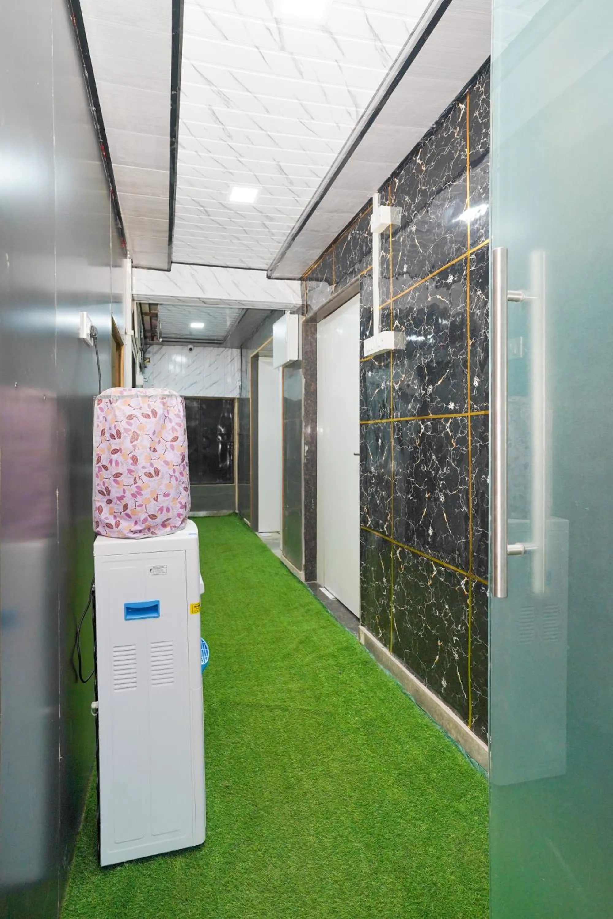 Lobby or reception in ZEST STAYS 1054-ANDHERI WEST