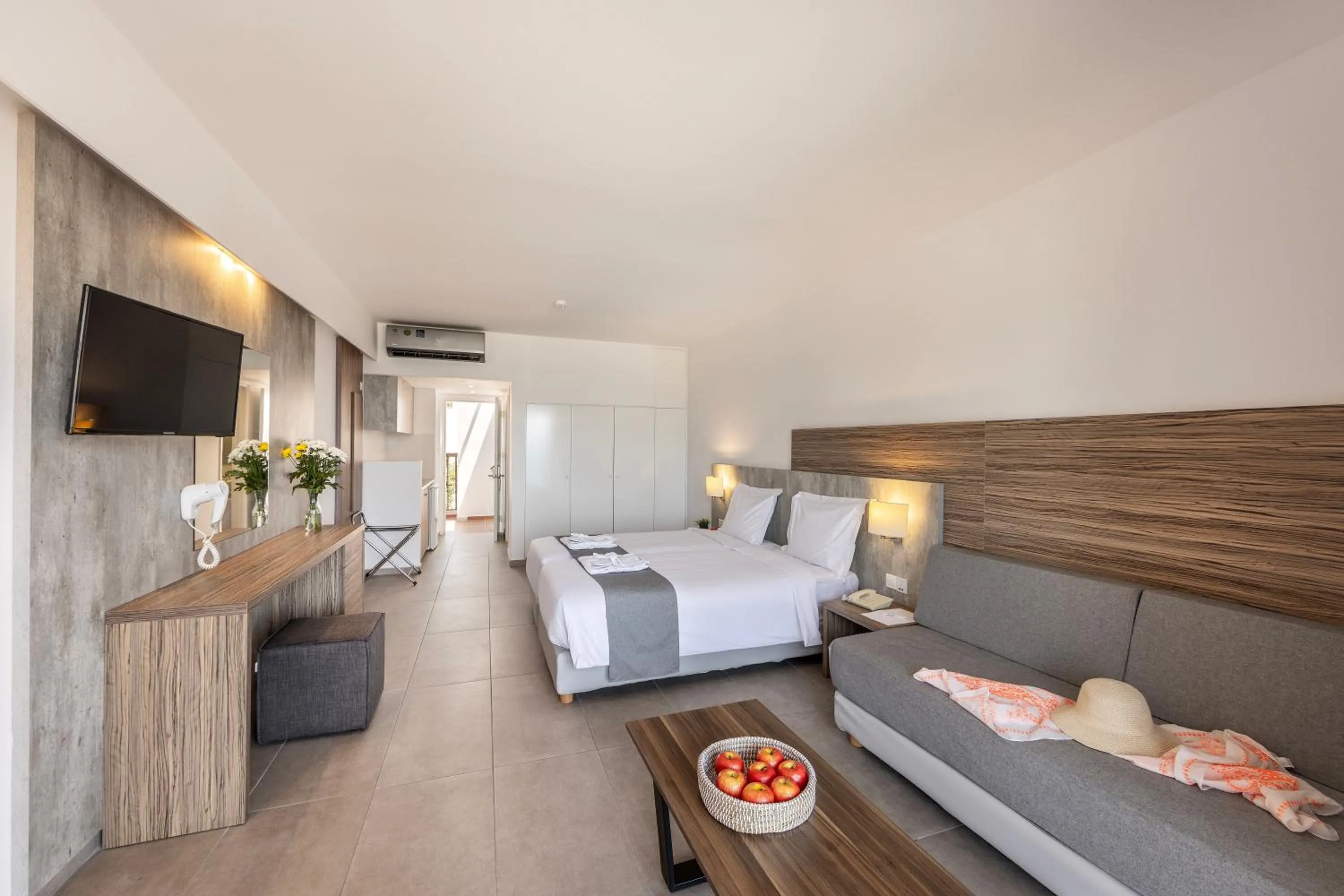 Bedroom, Bed in Kapetanios Aqua Resort