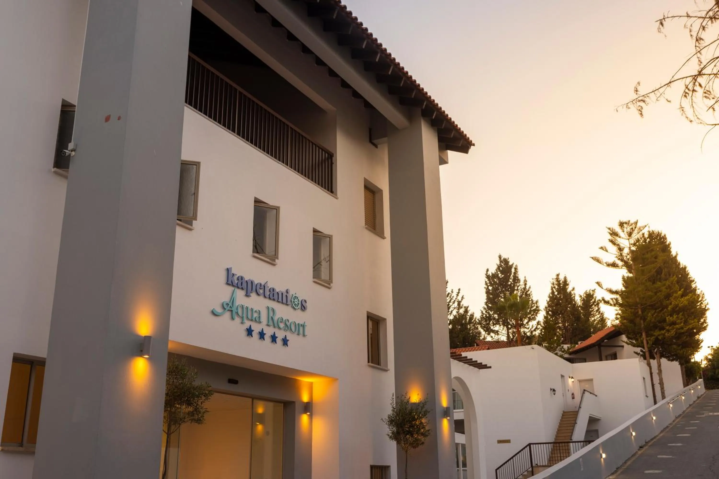 Property building in Kapetanios Aqua Resort