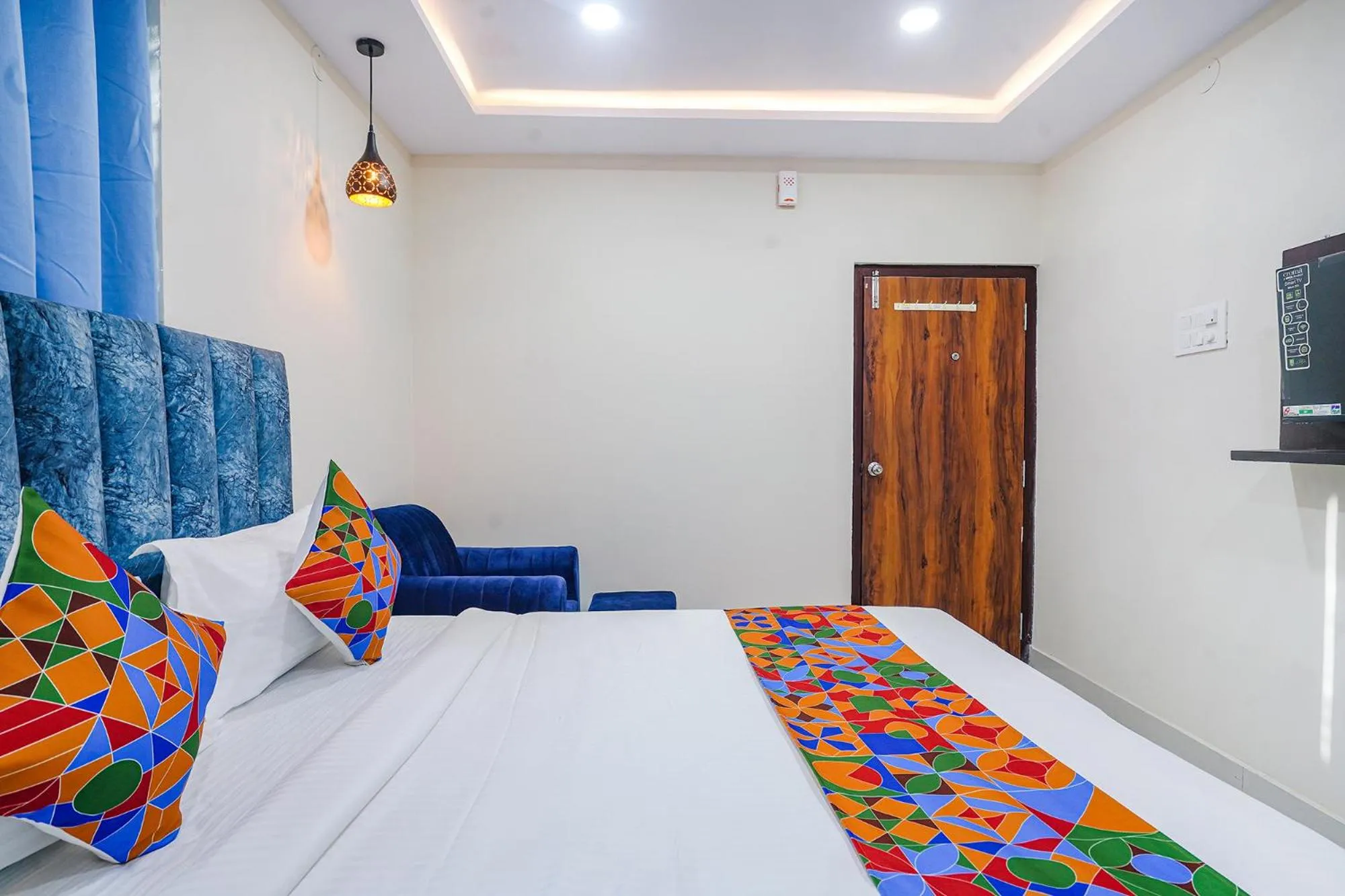 Bed in FabHotel Grand Broholic - Nr Hitech City