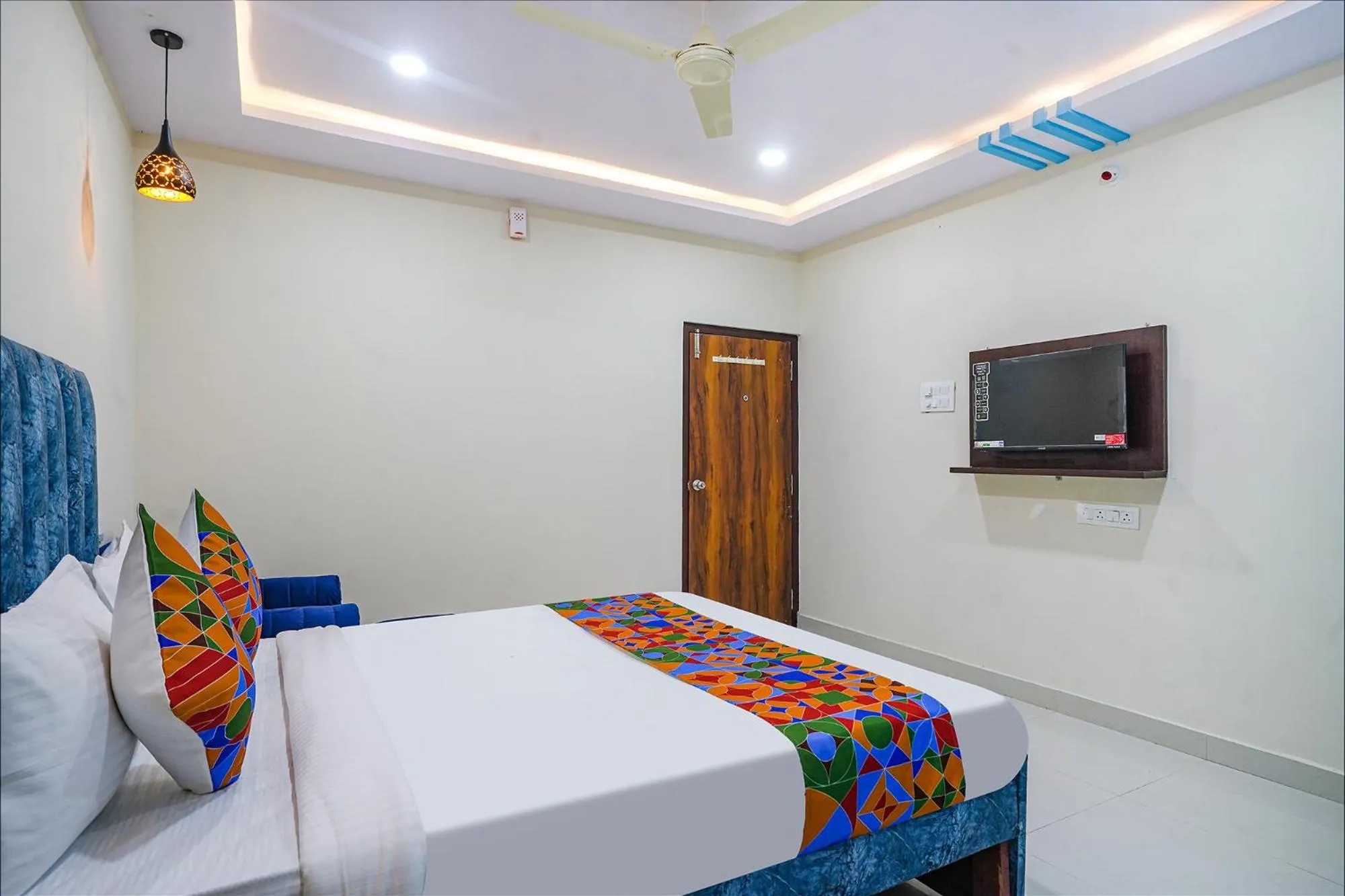 Bed in FabHotel Grand Broholic - Nr Hitech City