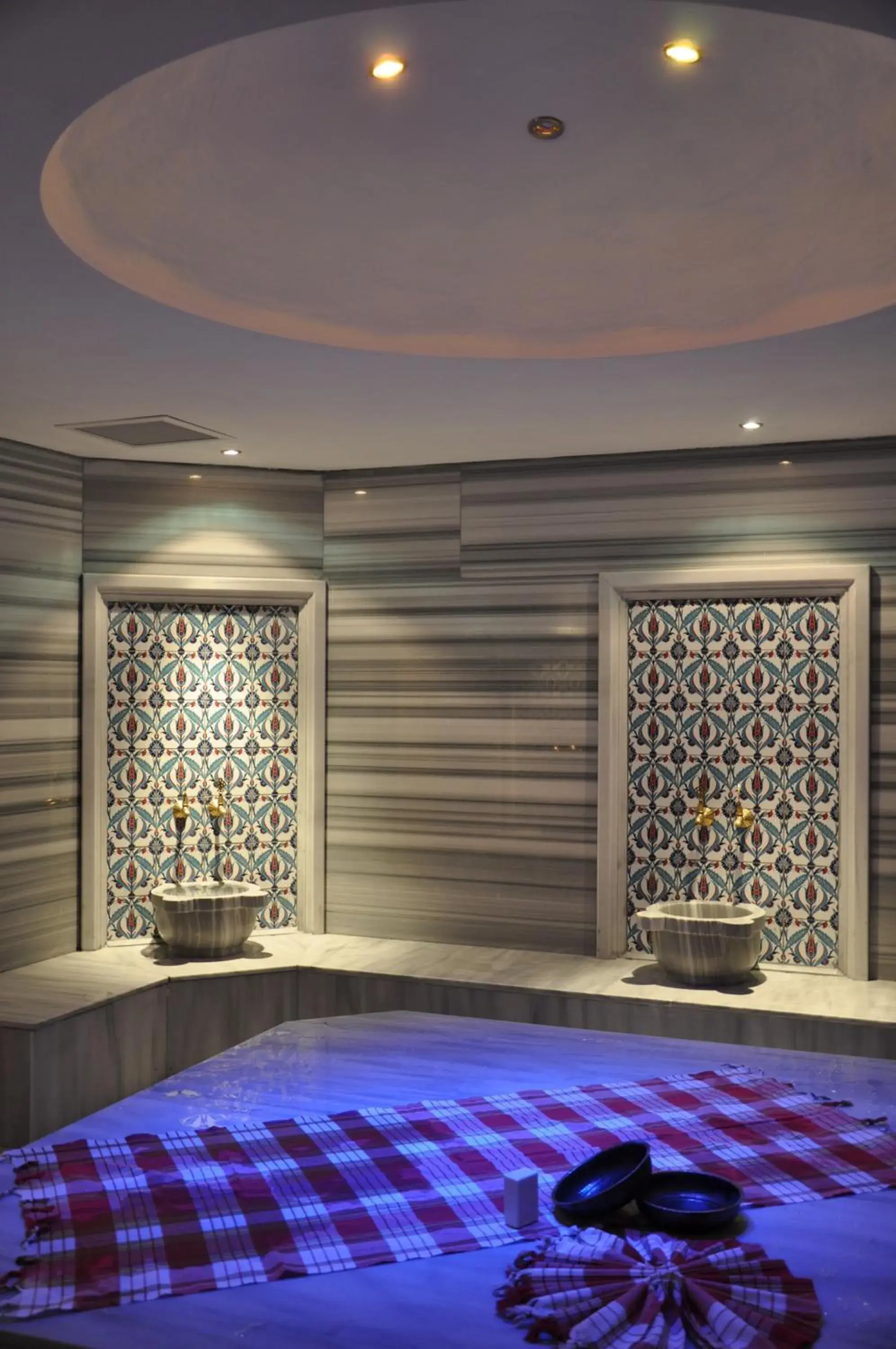 Steam room, Bed in Elamir Resort Hotel