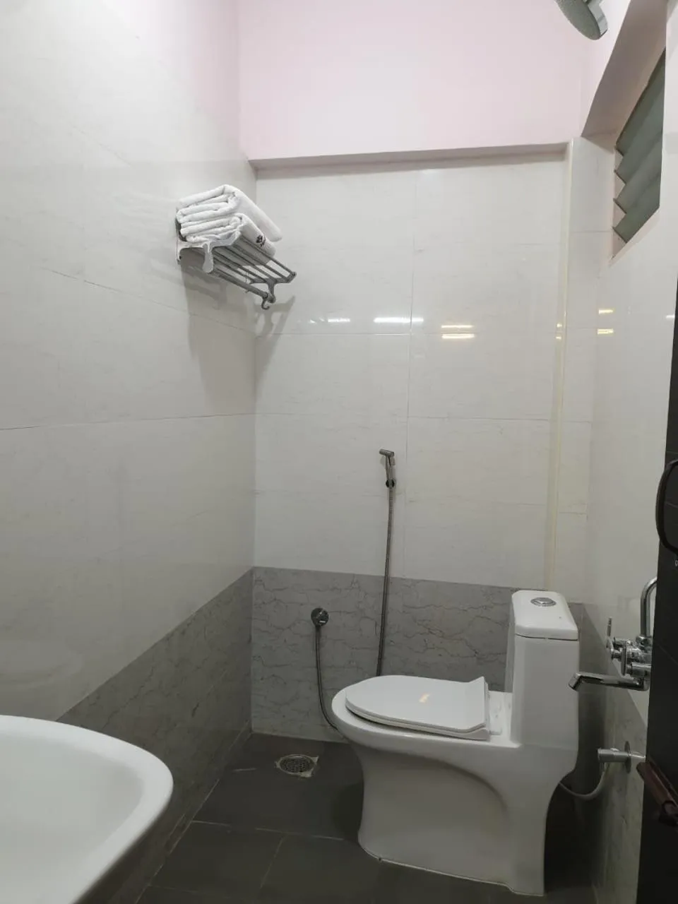 Bathroom in Hotel Mount View