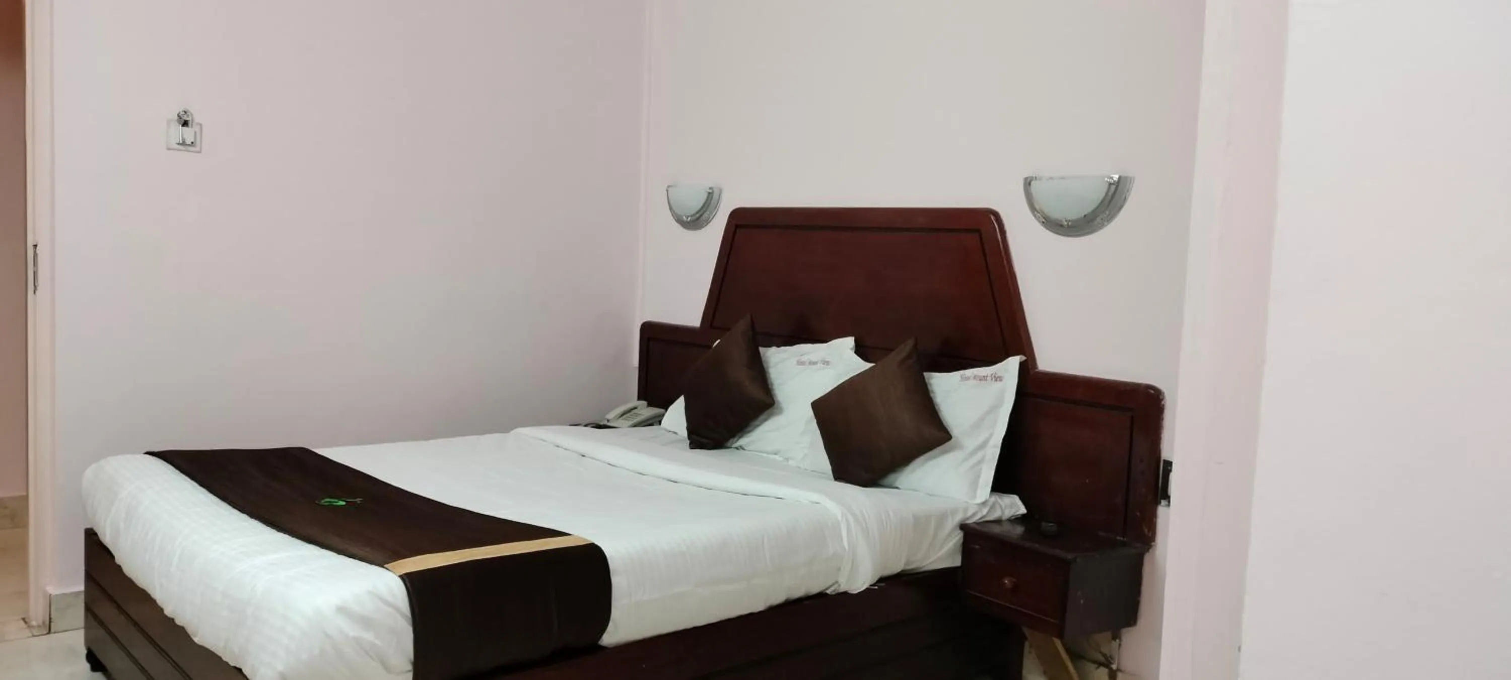 Bed in Hotel Mount View