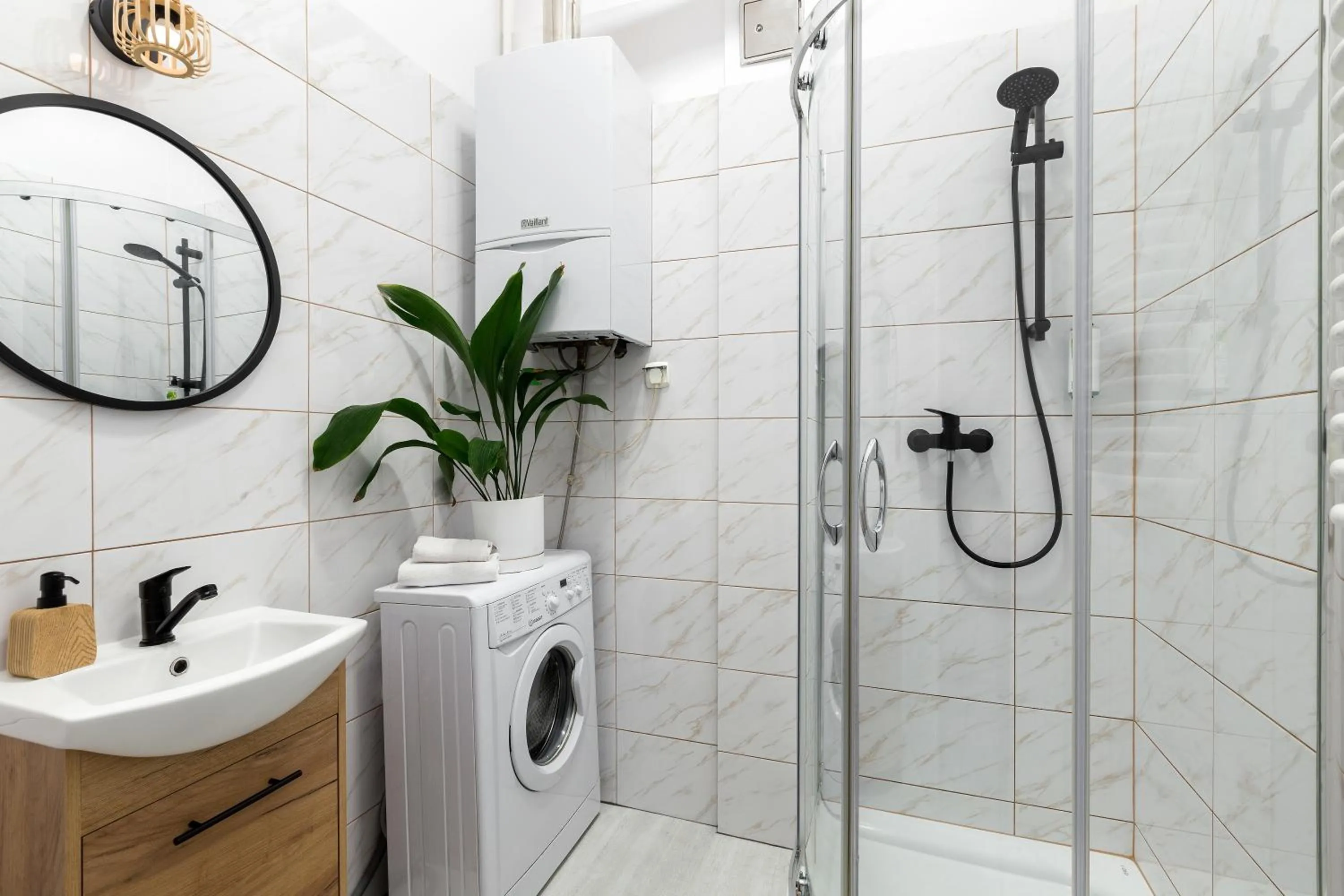 Shower in Wonderful Apartments in the Center of Krakow