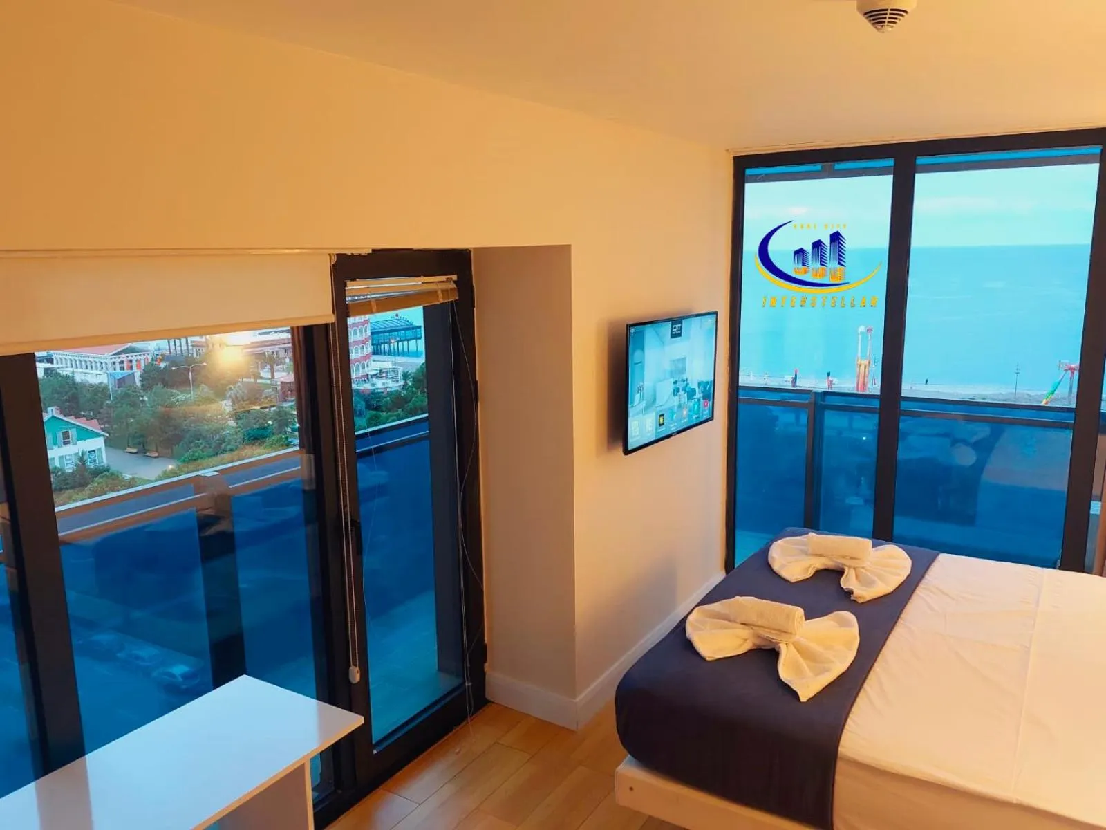 Bed in INTERSTELLAR ☆ ORBI CITY