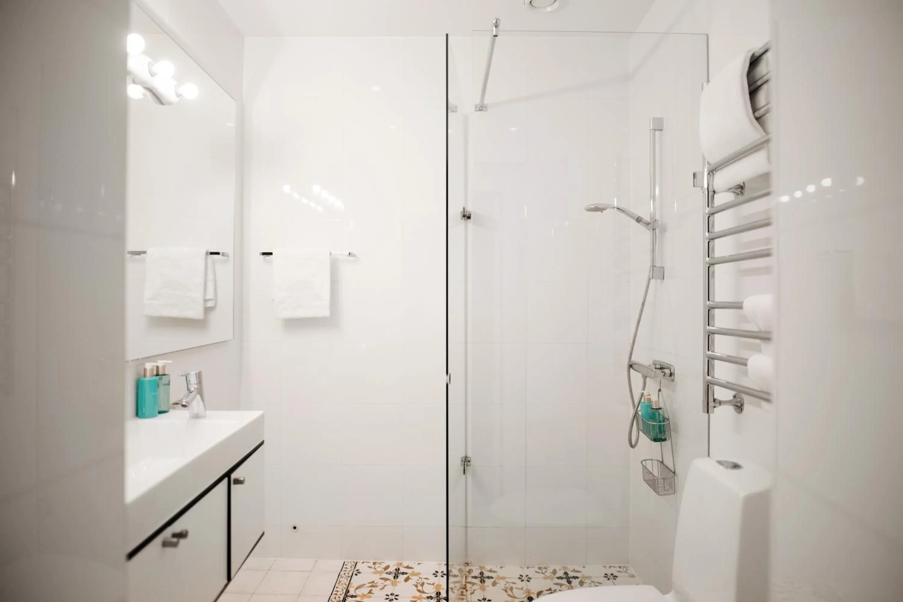 Shower in Guldgränd