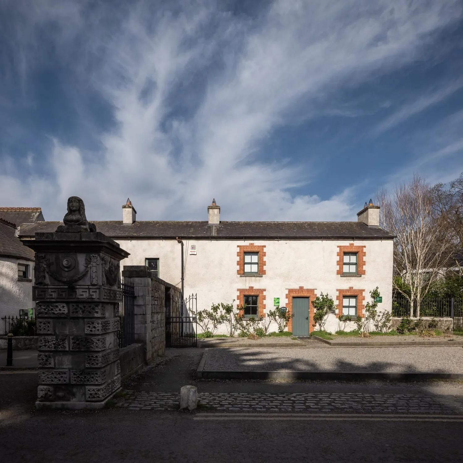 Property building in Castletown Gate House