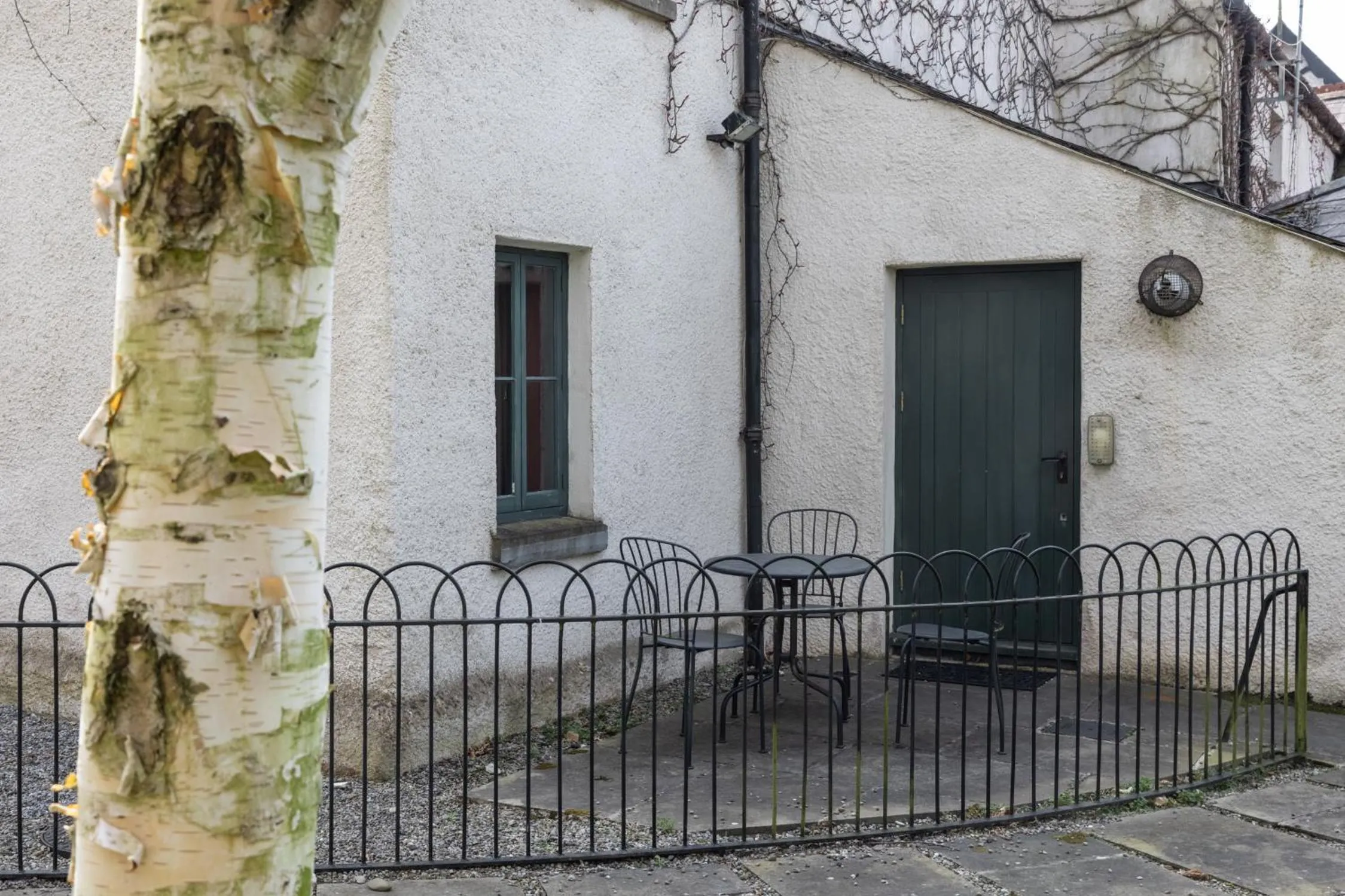 Property building in Castletown Gate House