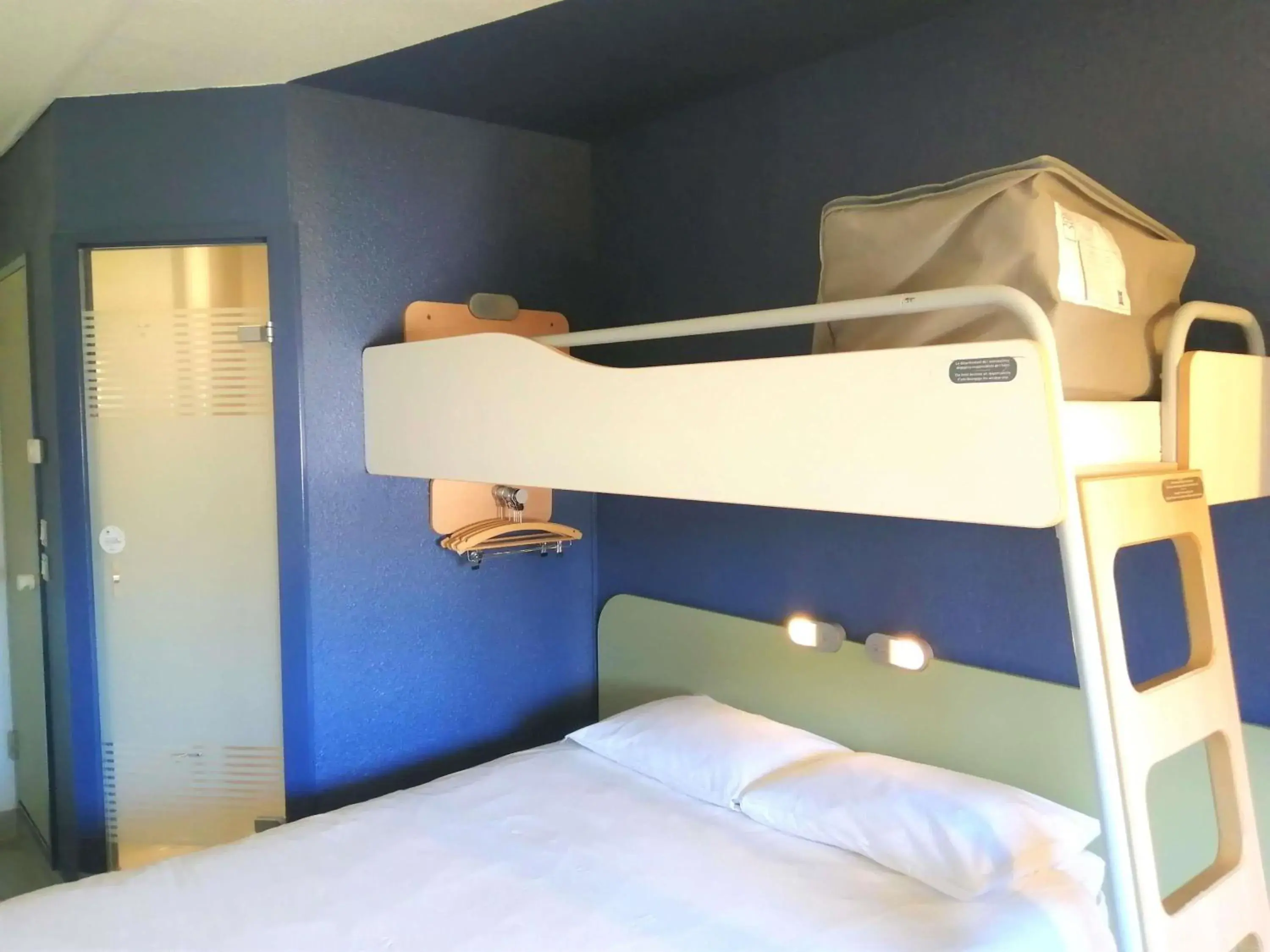 Bedroom, Bed in ibis budget Poitiers Sud Bedroom, Bed in ibis budget Poitiers Sud
