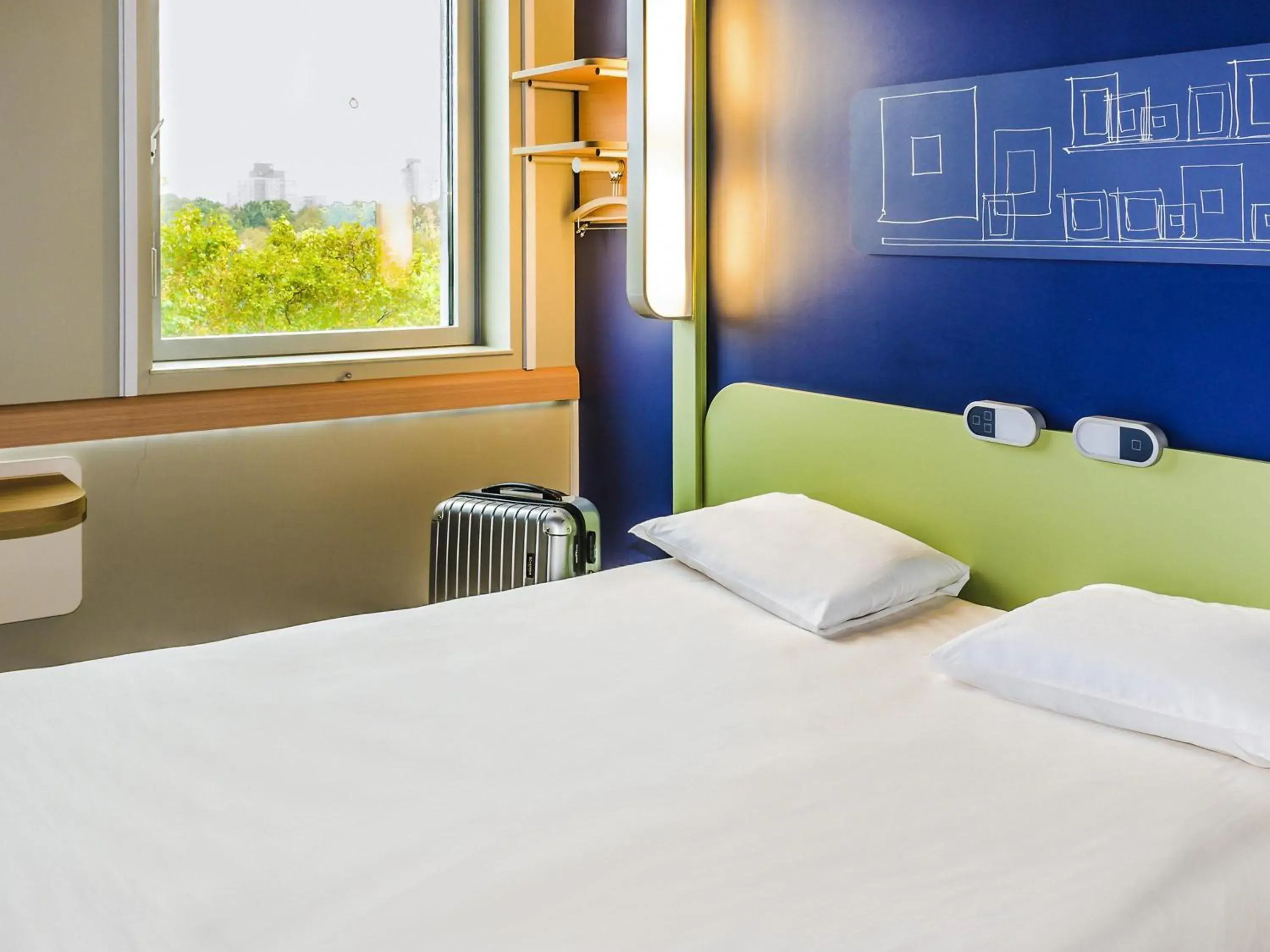 Bedroom, Bed in Ibis Budget Montelimar Bedroom, Bed in Ibis Budget Montelimar