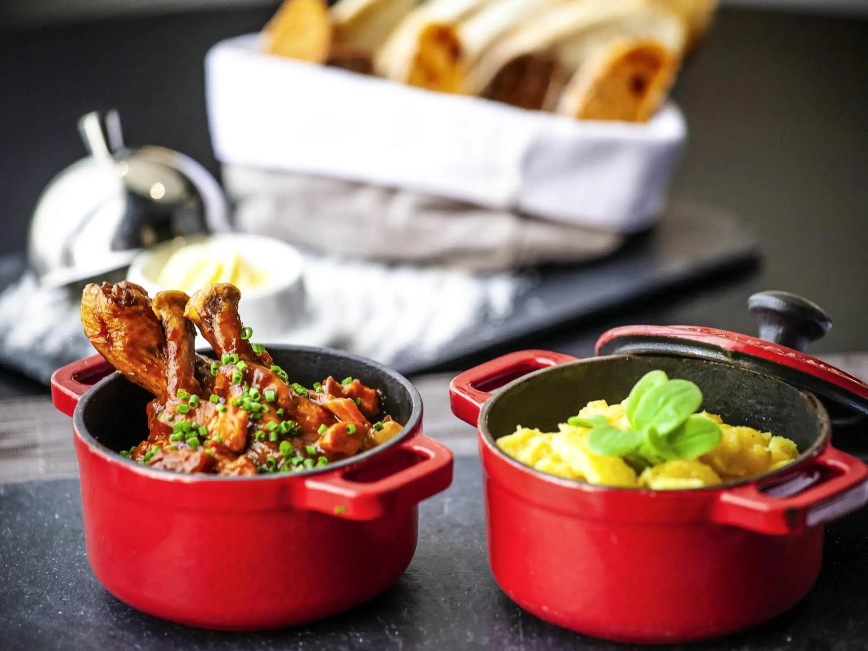 Restaurant/places to eat in Novotel Basel City Restaurant/places to eat in Novotel Basel City