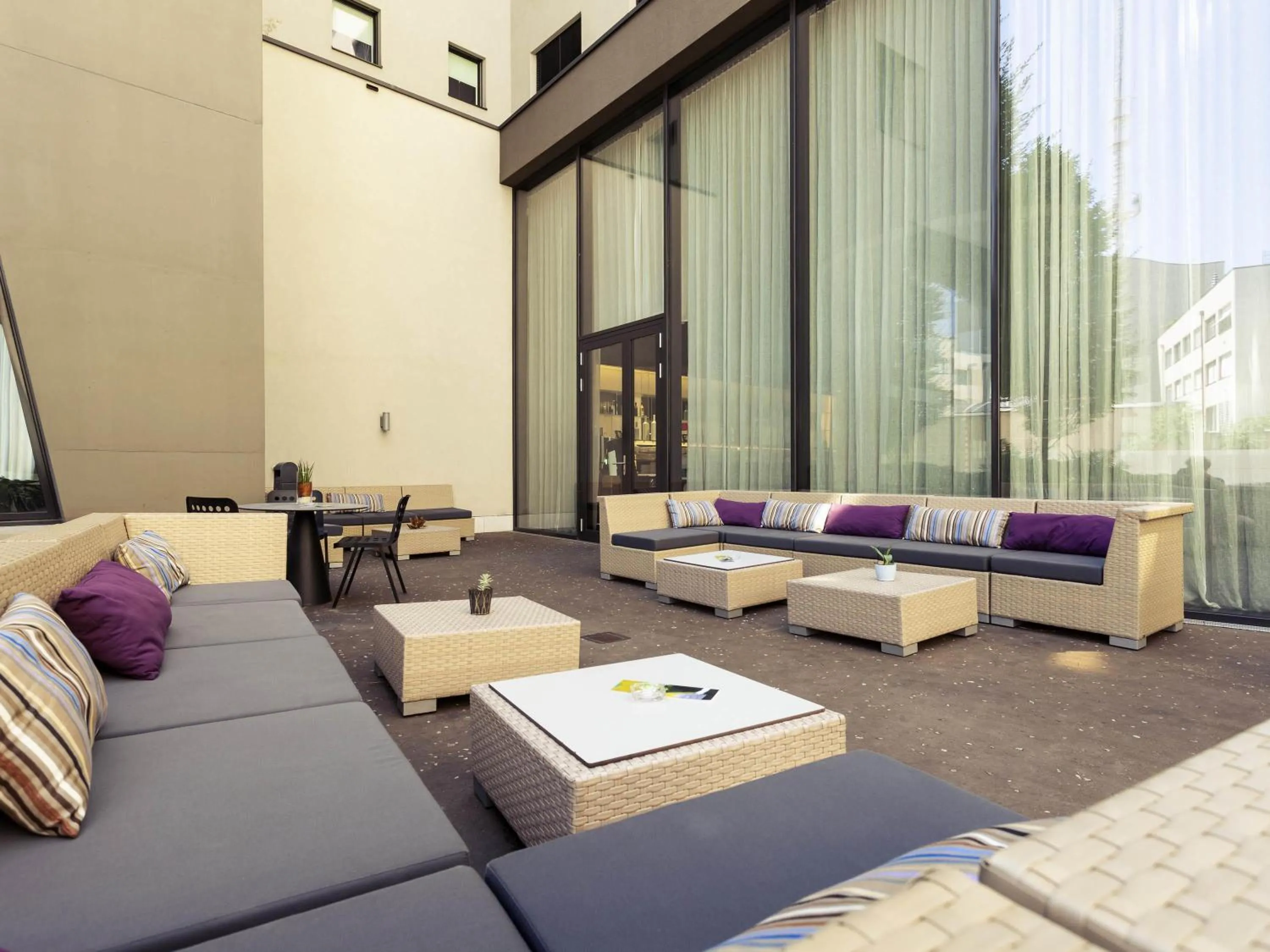 Meeting/conference room in Novotel Basel City