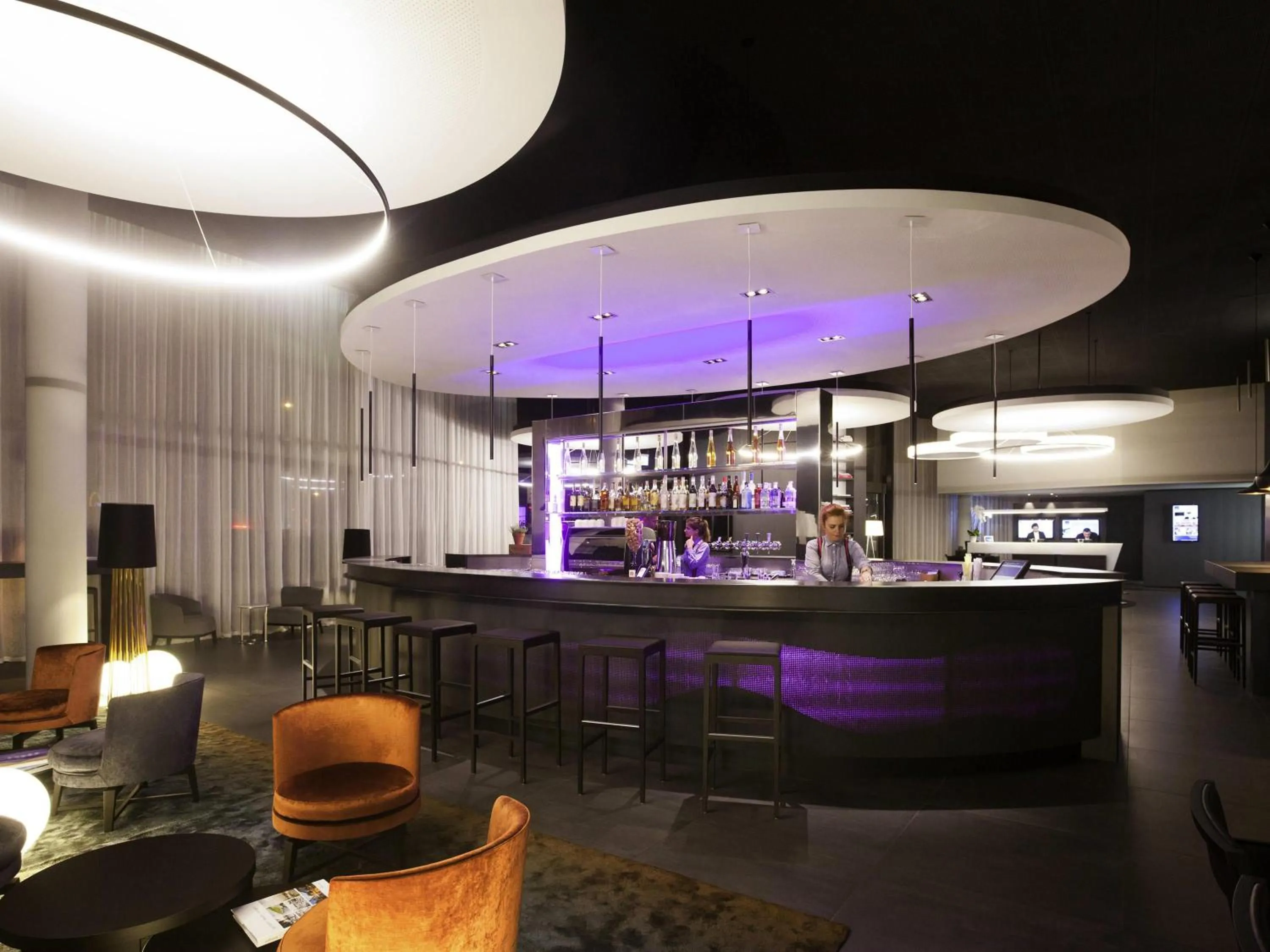 Restaurant/places to eat in Novotel Basel City