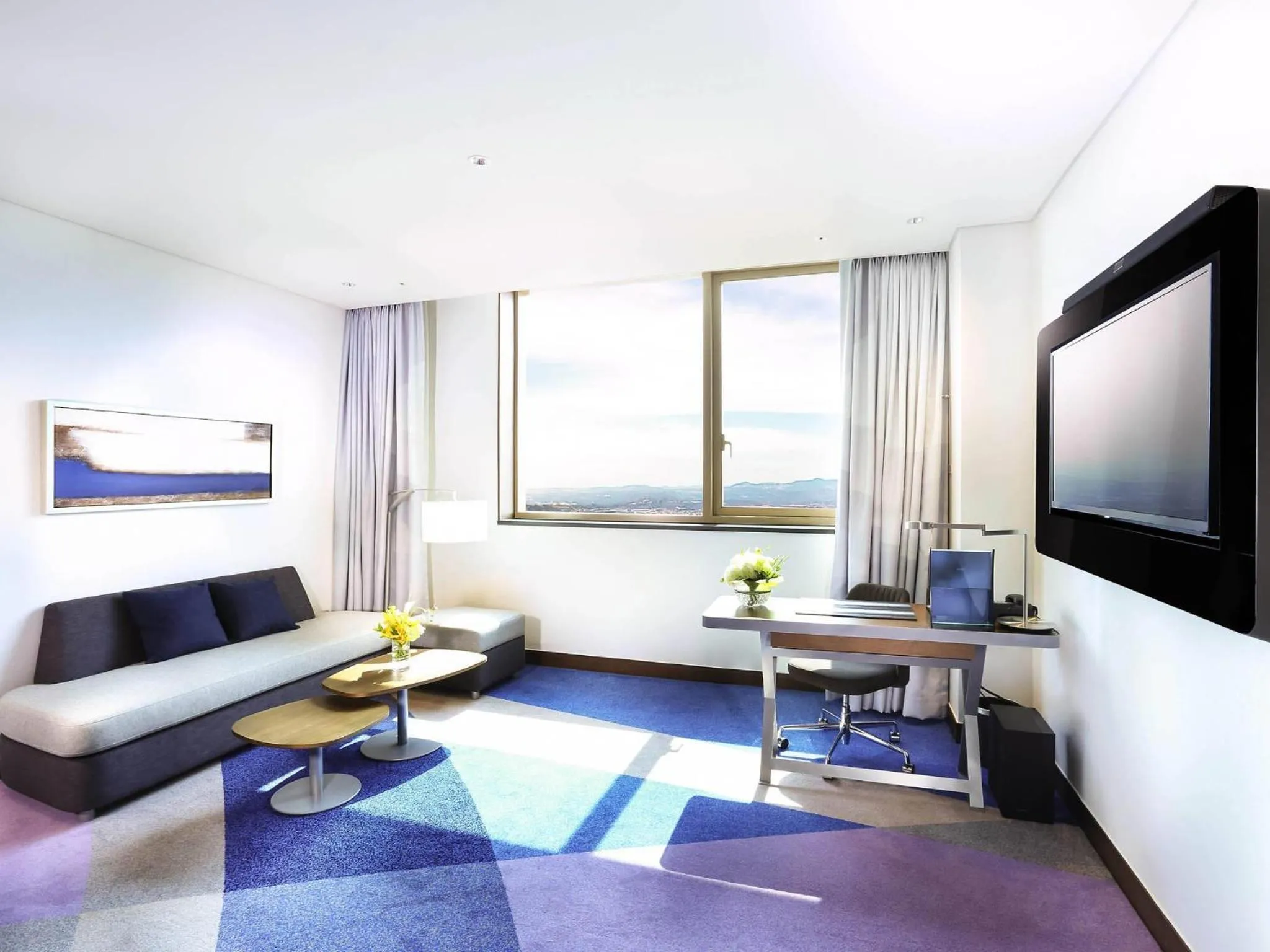 Bedroom in Novotel Ambassador Suwon