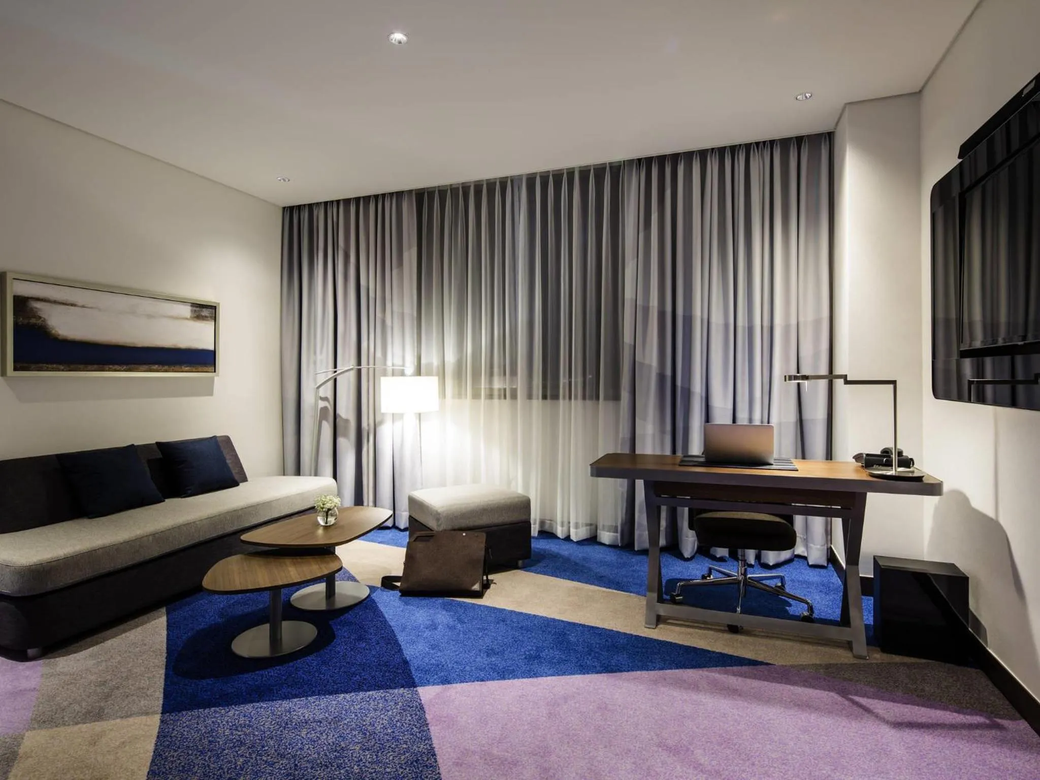 Bedroom, Bed in Novotel Ambassador Suwon