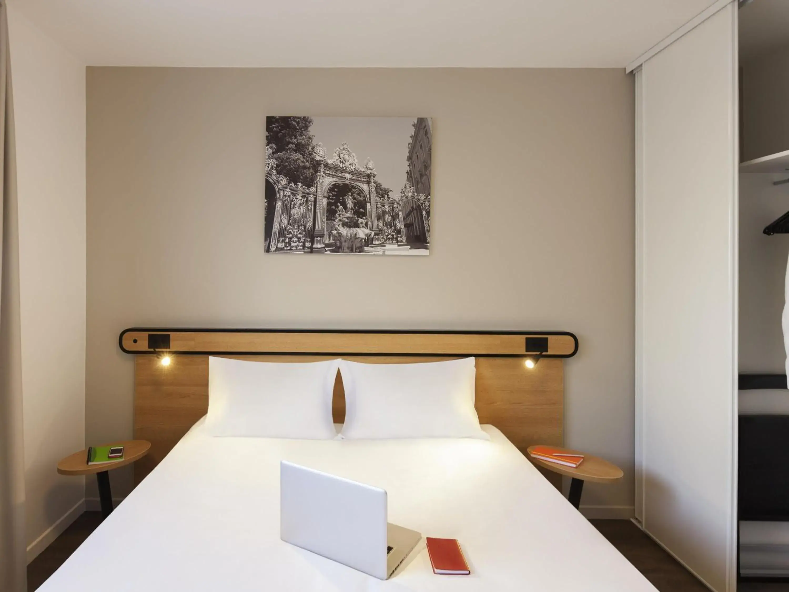 Bedroom, Bed in Aparthotel Adagio Access Nancy Centre Bedroom, Bed in Aparthotel Adagio Access Nancy Centre