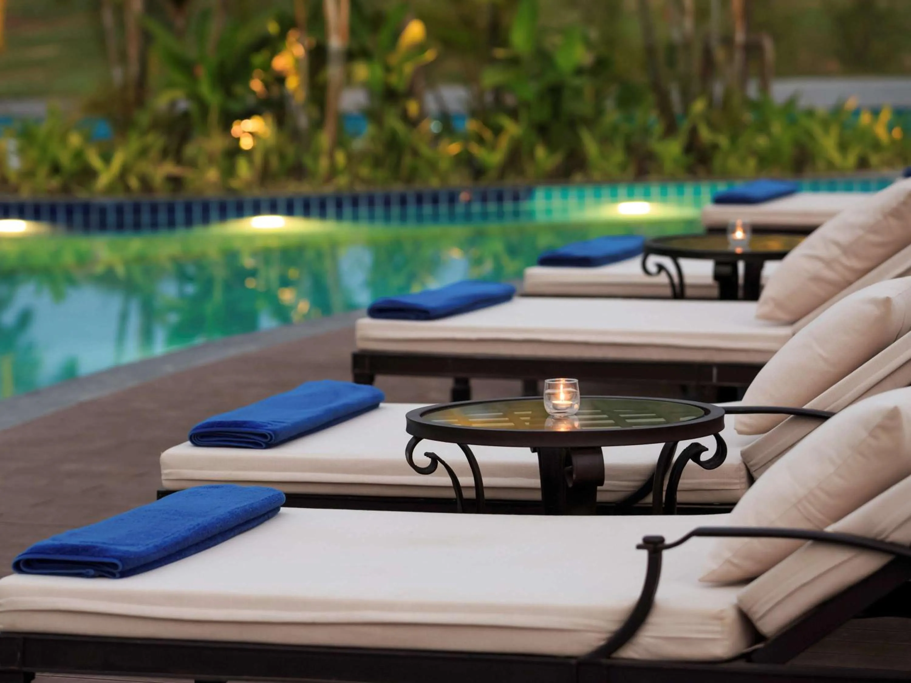 On site, Swimming Pool in The Lake Garden Nay Pyi Taw - MGallery Collection