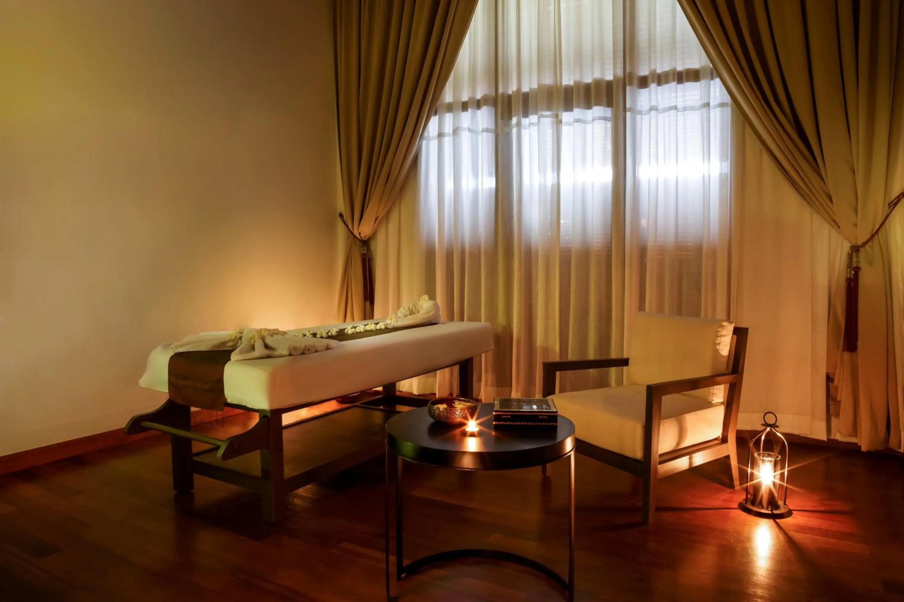 Massage in The Lake Garden Nay Pyi Taw - MGallery Collection