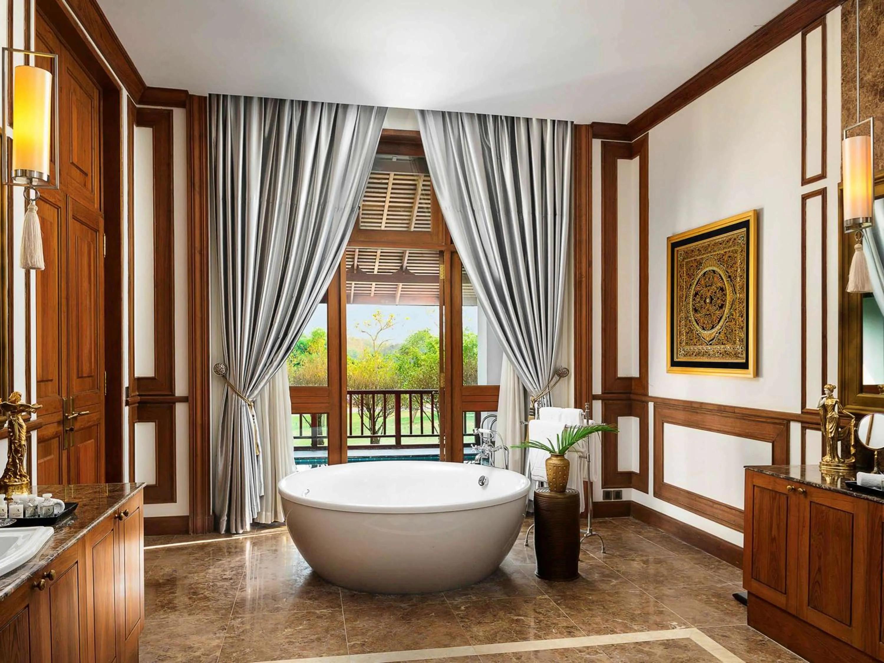 Photo of the whole room in The Lake Garden Nay Pyi Taw - MGallery Collection