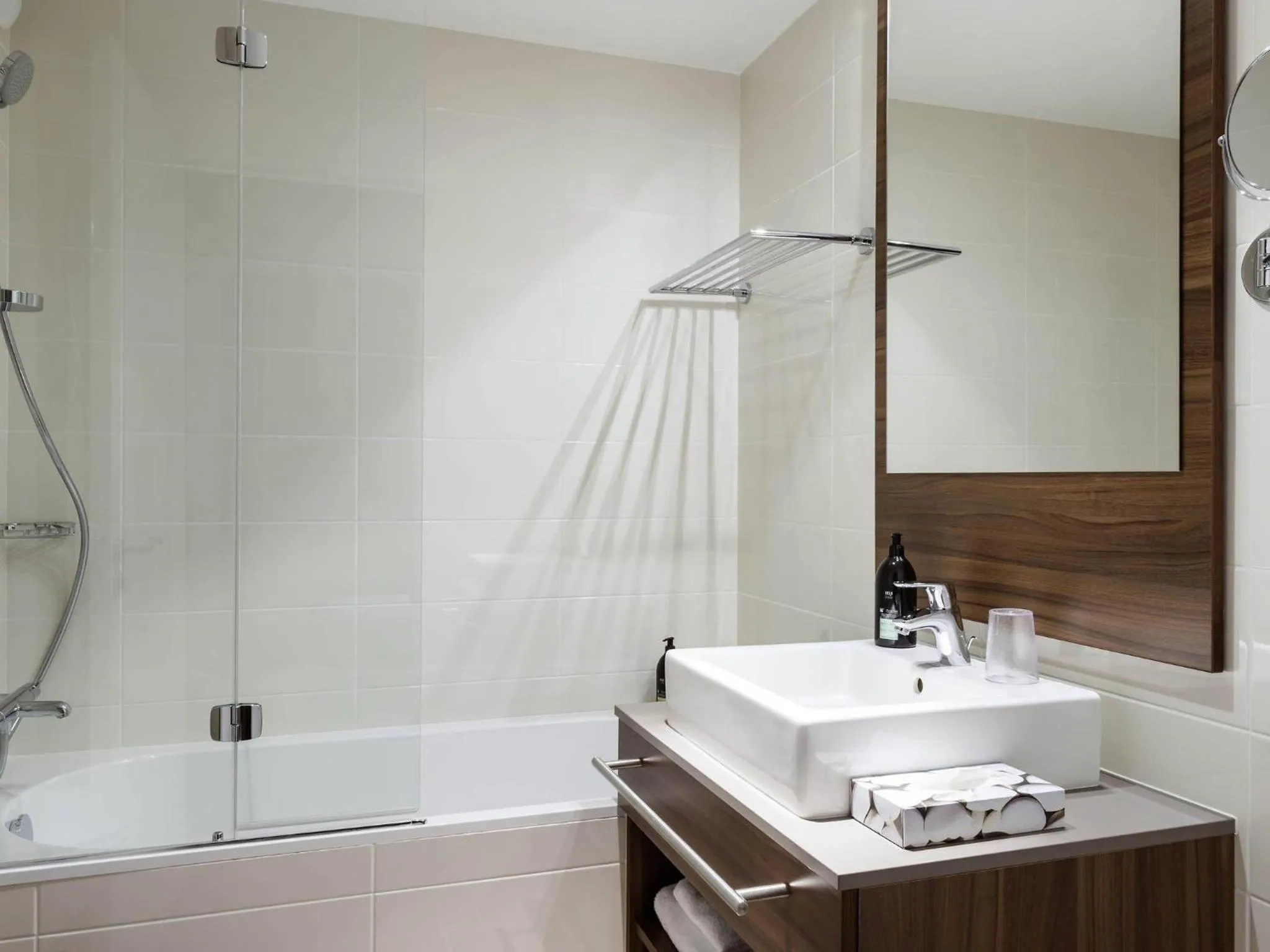 Bedroom in Aparthotel Adagio La Defense Courbevoie
