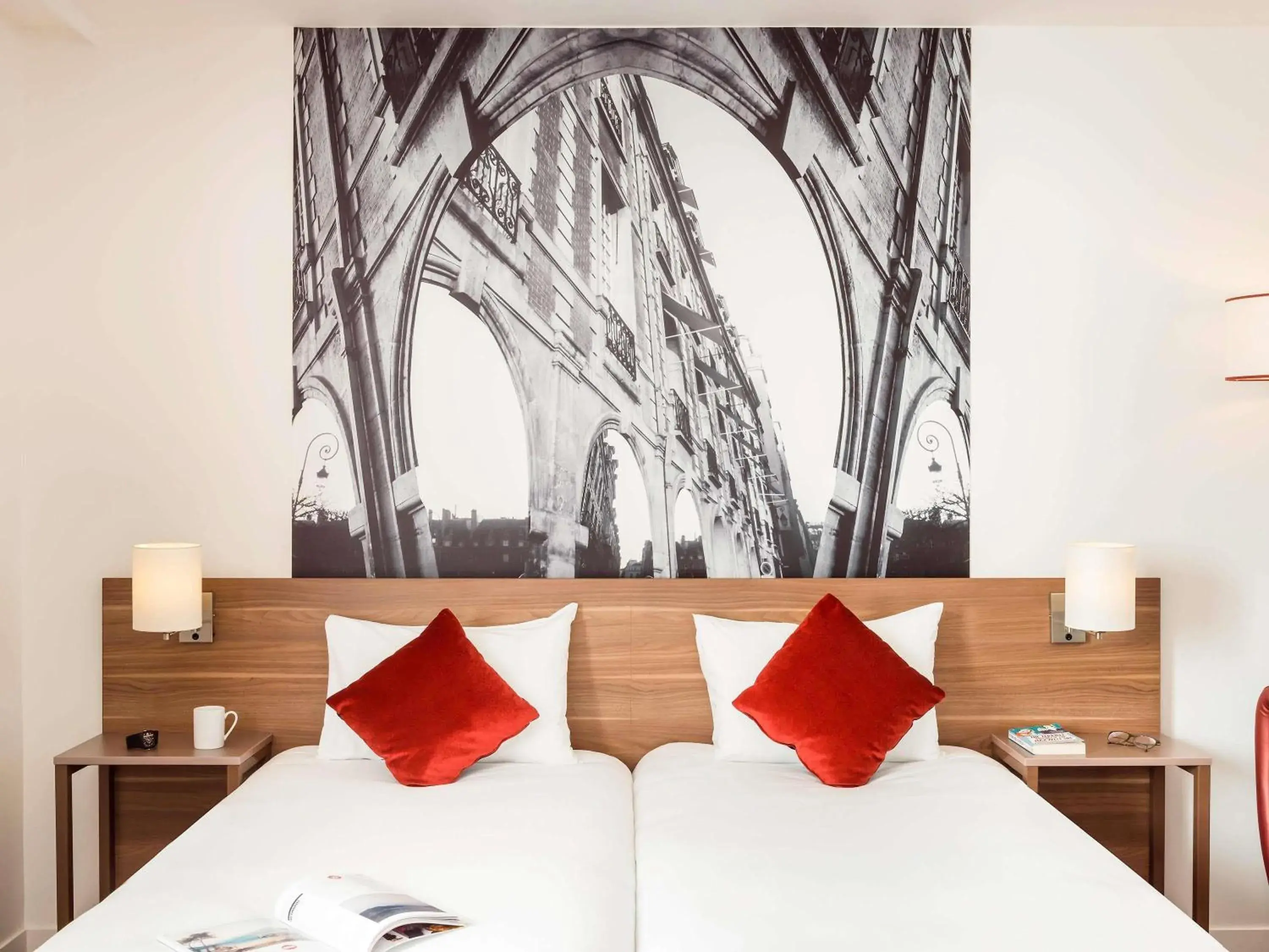 Bed in Aparthotel Adagio La Defense Courbevoie Bed in Aparthotel Adagio La Defense Courbevoie