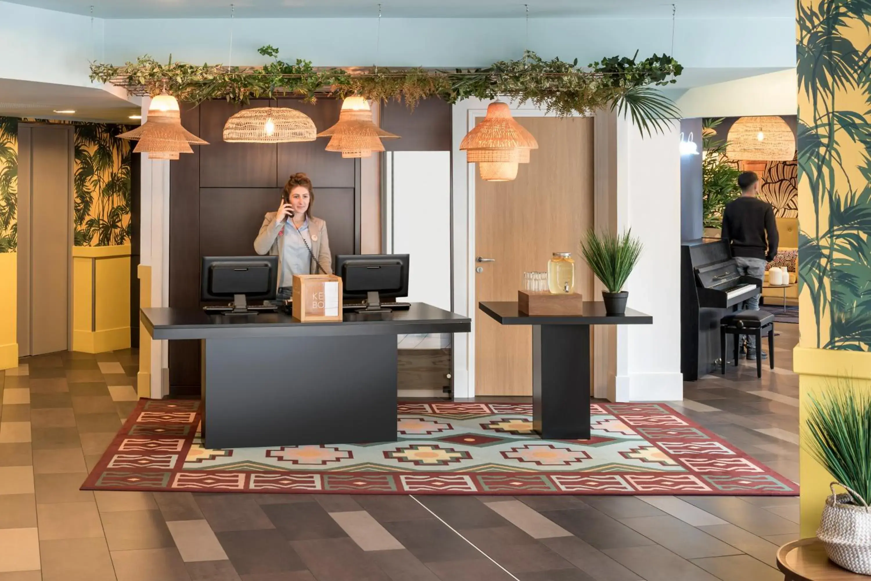 Lobby or reception in Aparthotel Adagio La Defense Courbevoie Lobby or reception in Aparthotel Adagio La Defense Courbevoie