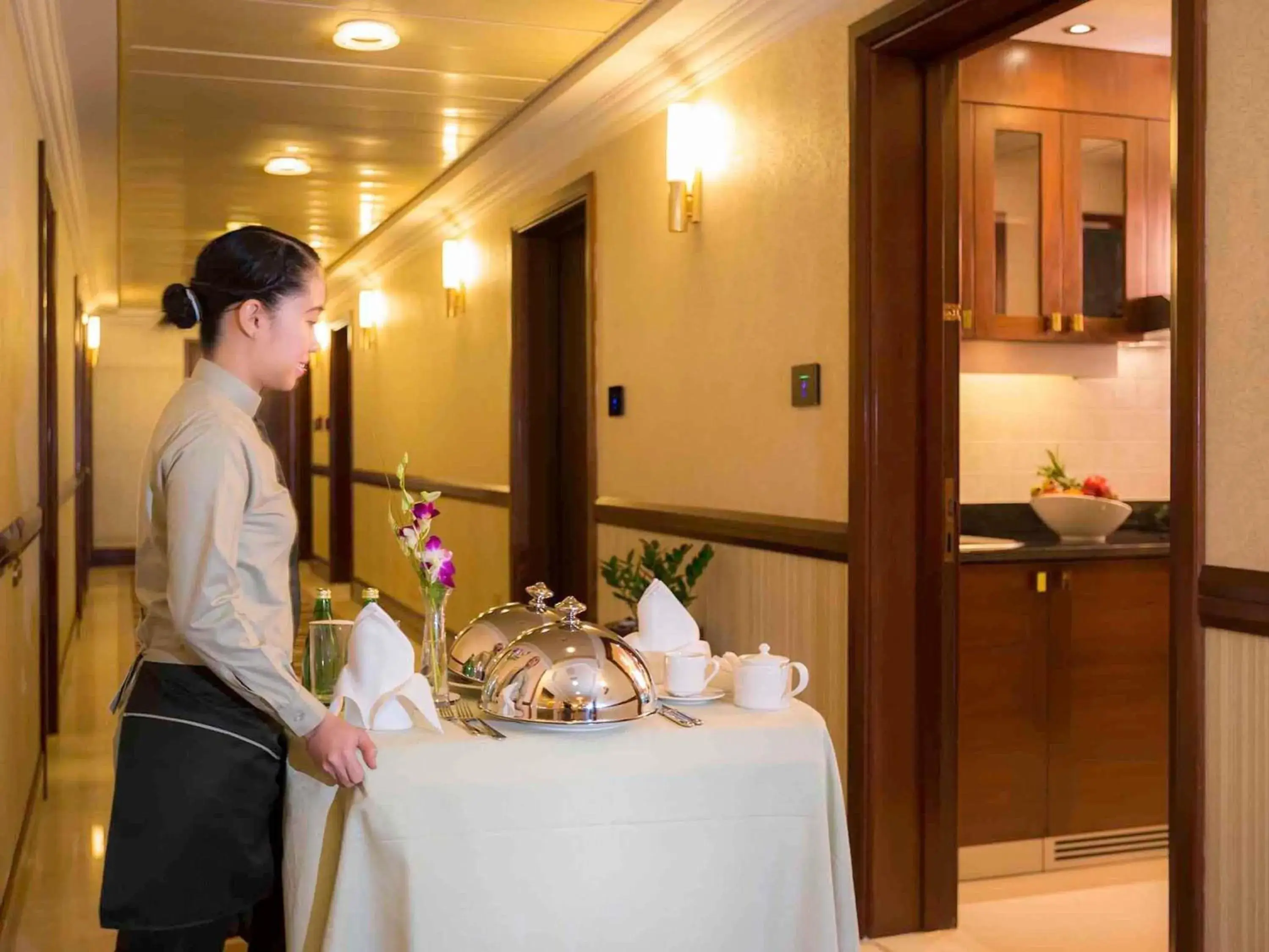 Restaurant/places to eat in Grand Mercure Majlis Residences Abu Dhabi Restaurant/places to eat in Grand Mercure Majlis Residences Abu Dhabi