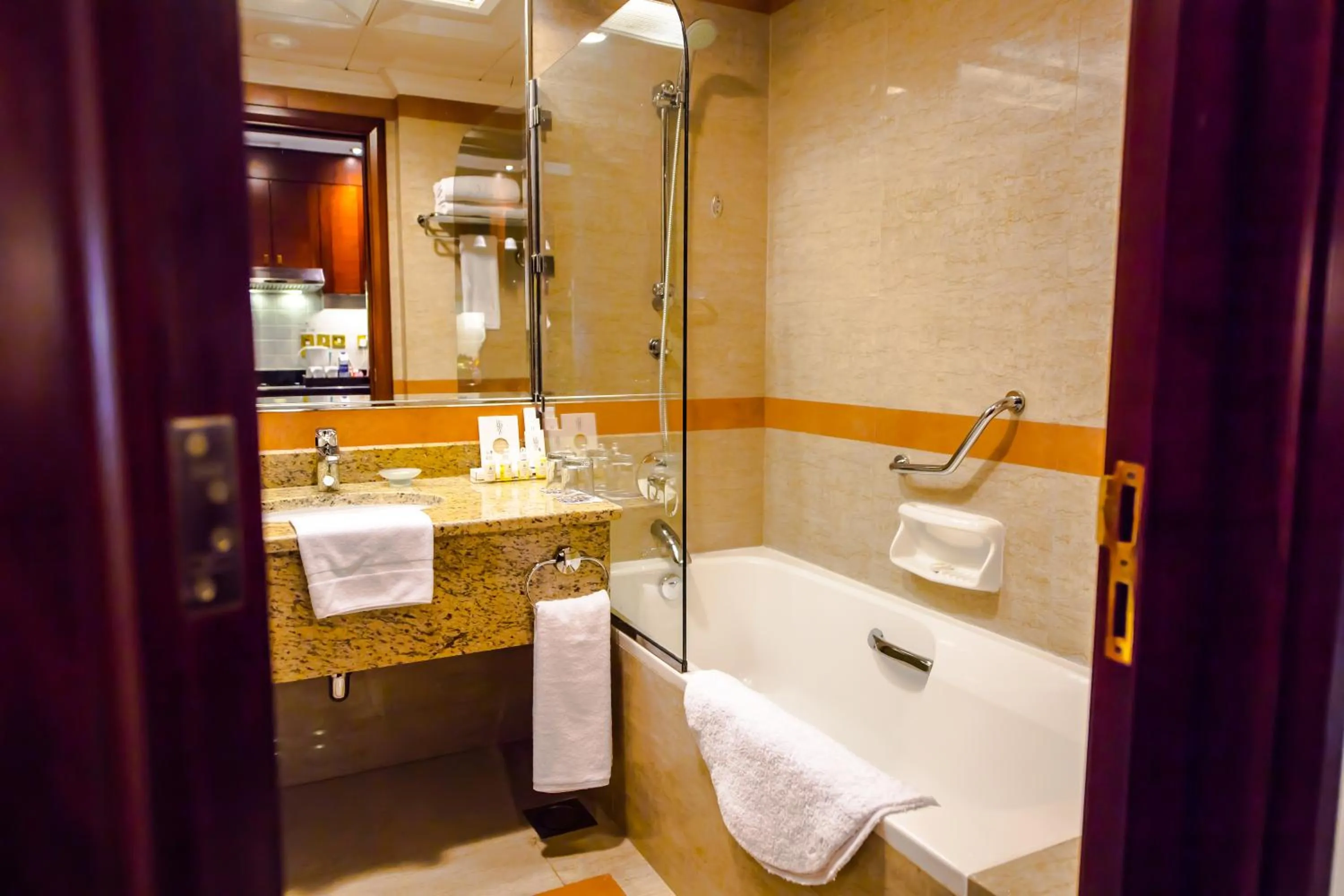 Bathroom in Grand Mercure Majlis Residences Abu Dhabi