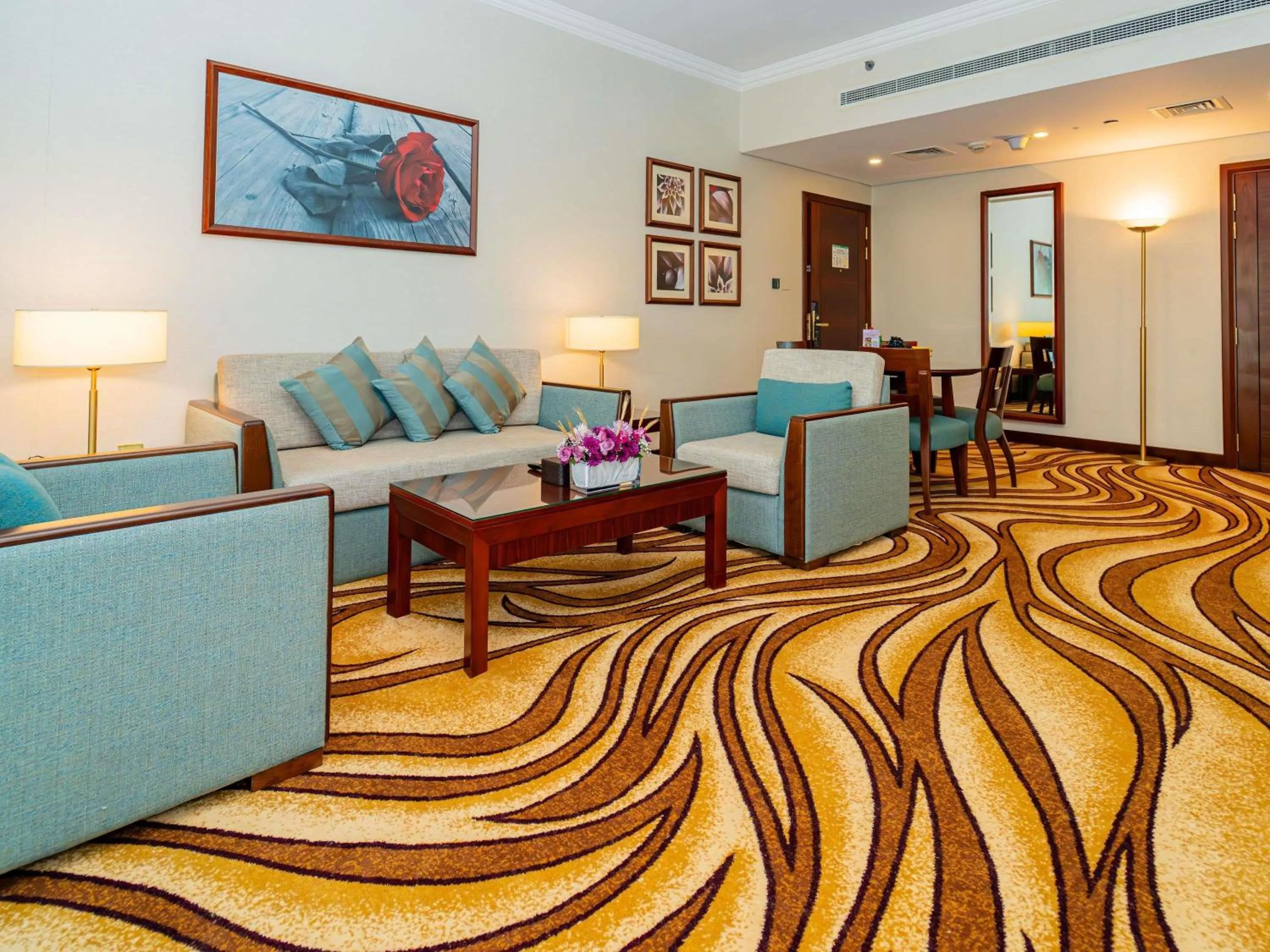 Bedroom in Grand Mercure Majlis Residences Abu Dhabi