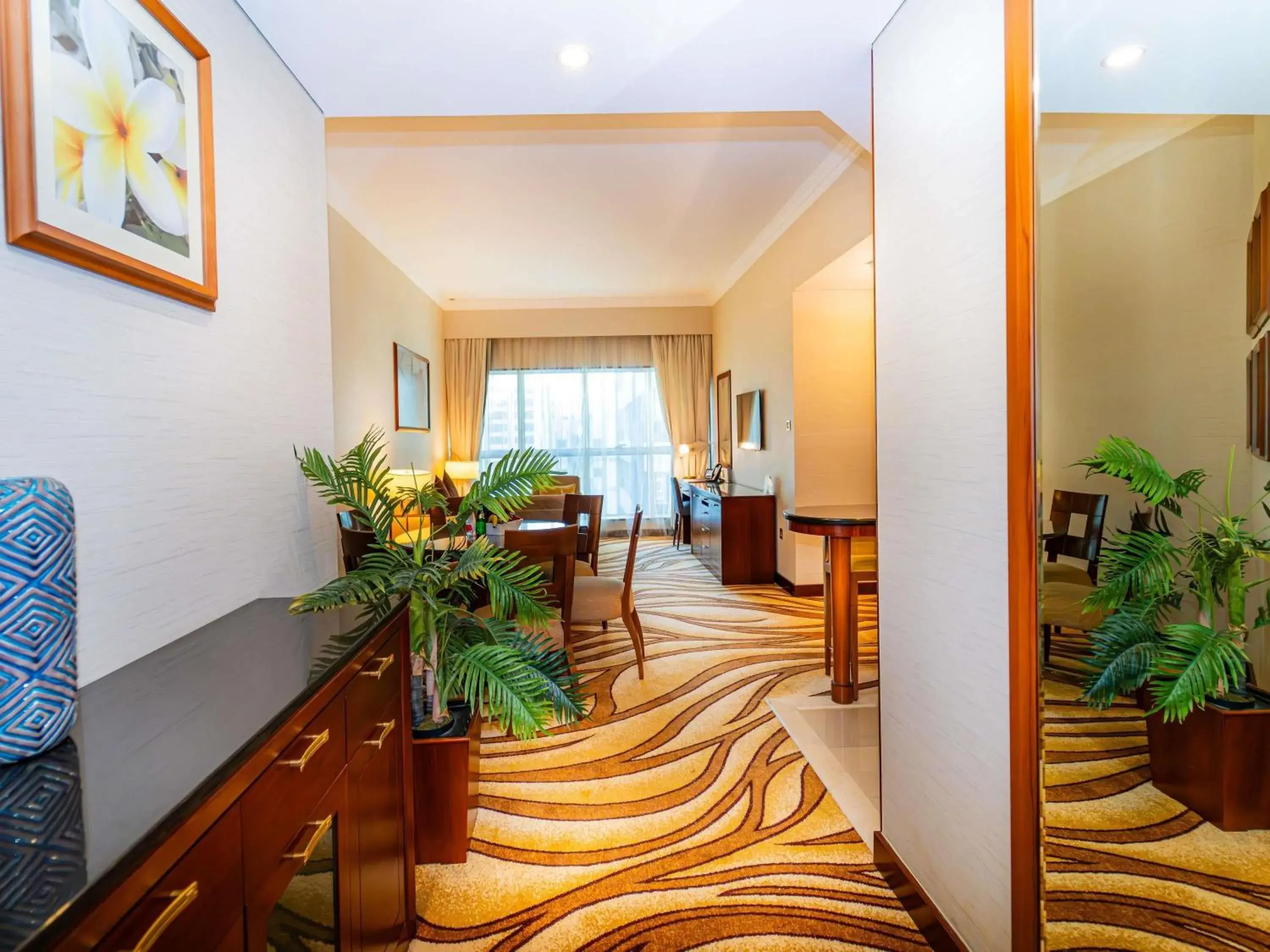 Two-Bedroom Apartment in Grand Mercure Majlis Residences Abu Dhabi Two-Bedroom Apartment in Grand Mercure Majlis Residences Abu Dhabi