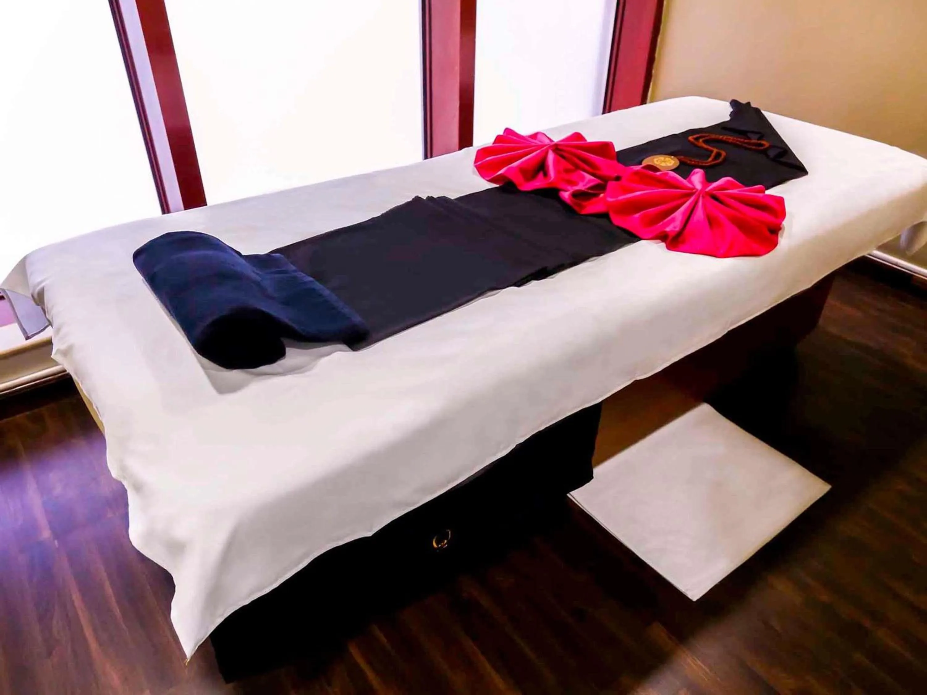 Spa and wellness centre/facilities in Grand Mercure Majlis Residences Abu Dhabi