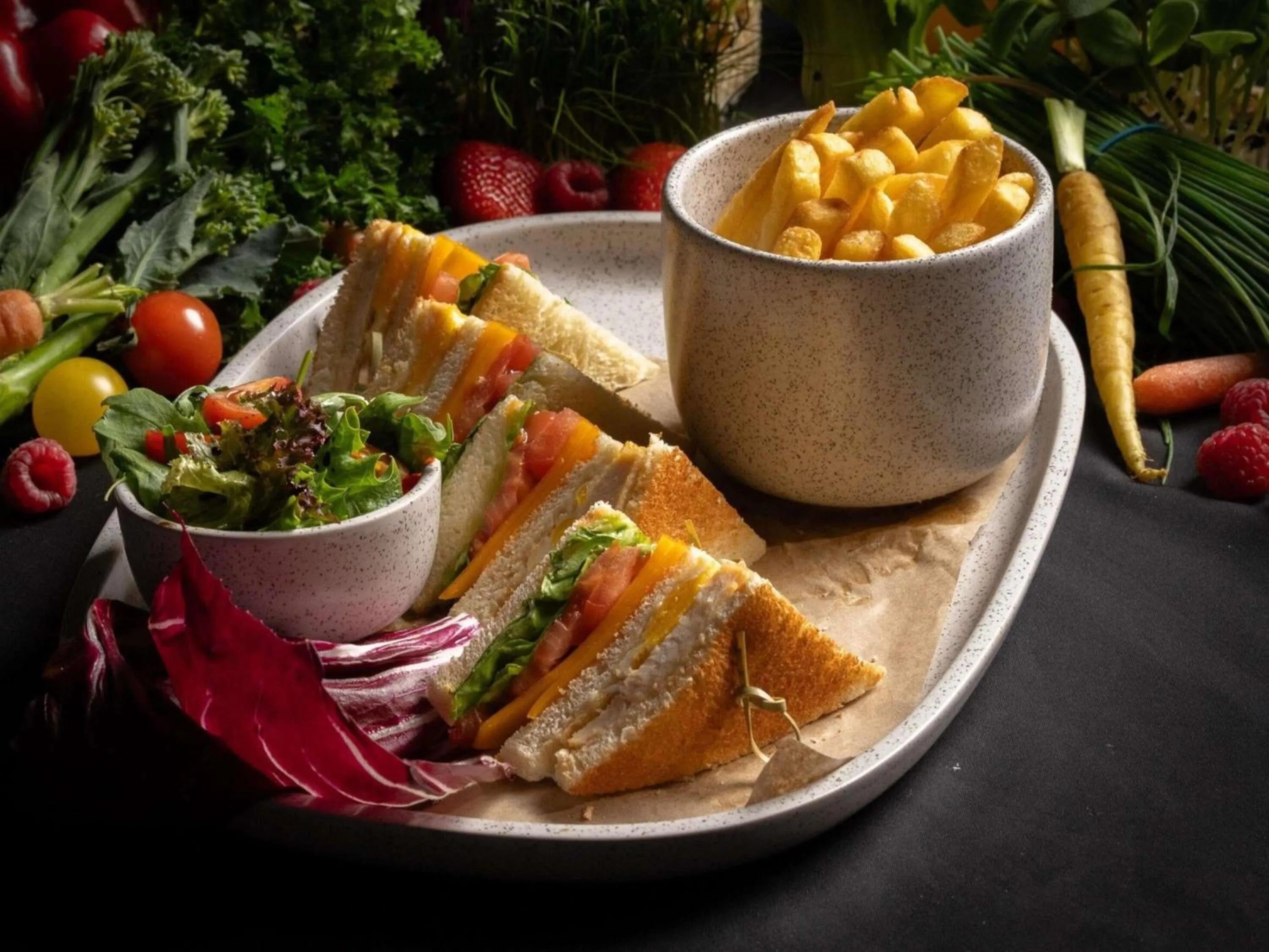 Restaurant/places to eat in Grand Mercure Majlis Residences Abu Dhabi