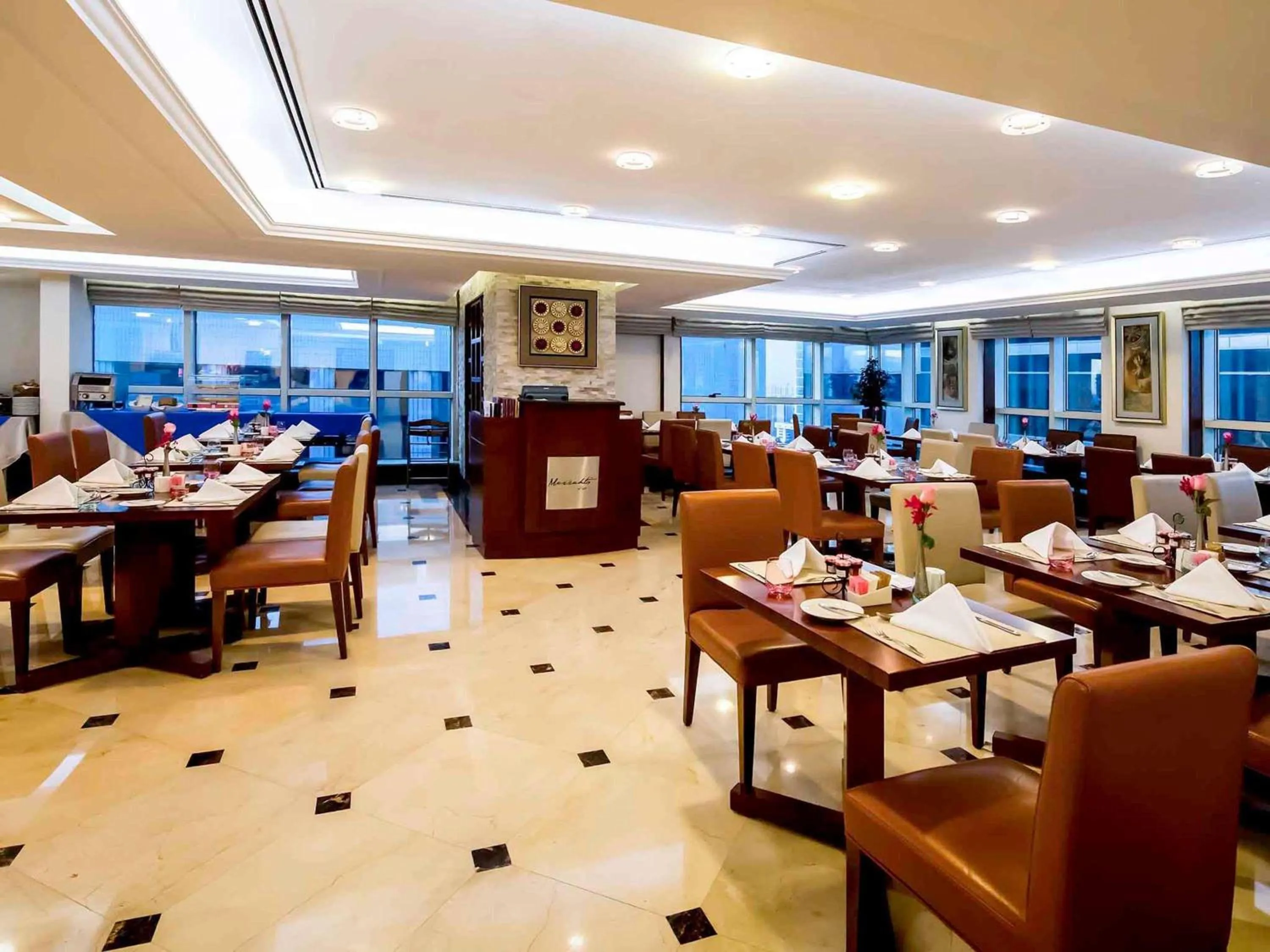 Restaurant/places to eat in Grand Mercure Majlis Residences Abu Dhabi