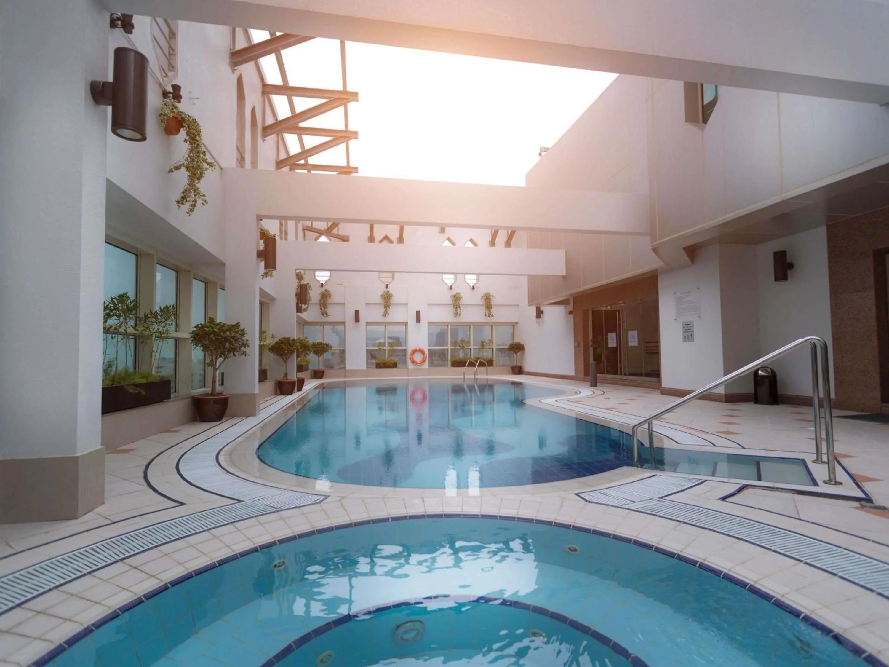 Pool view in Grand Mercure Majlis Residences Abu Dhabi