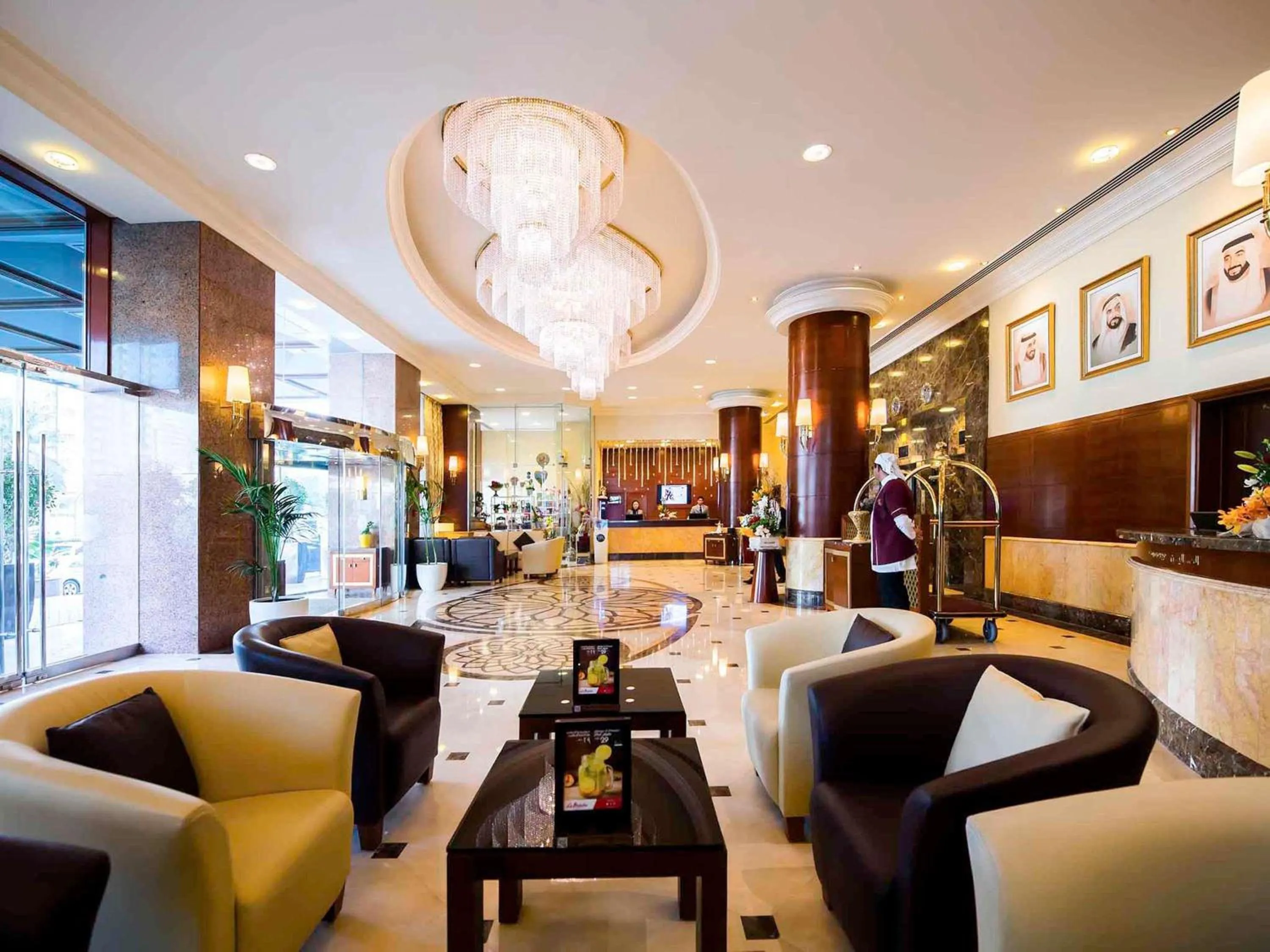 Restaurant/places to eat in Grand Mercure Majlis Residences Abu Dhabi