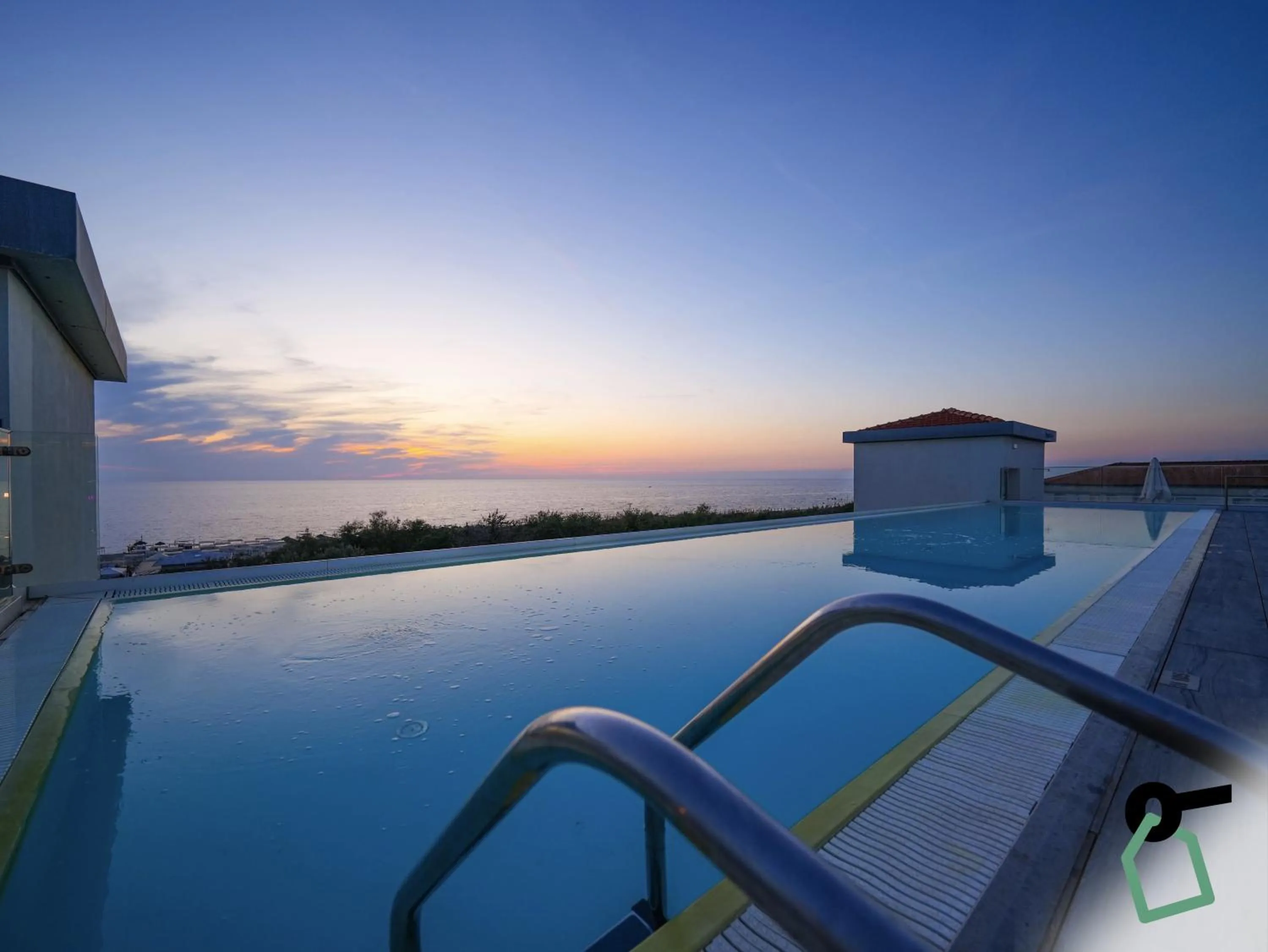 Swimming pool in HOTIDAY Room Collection - Tirrenia