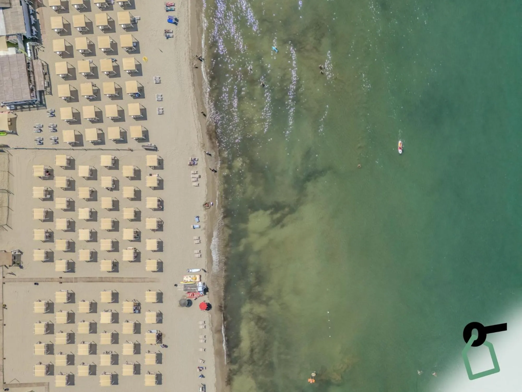 Beach in HOTIDAY Room Collection - Tirrenia